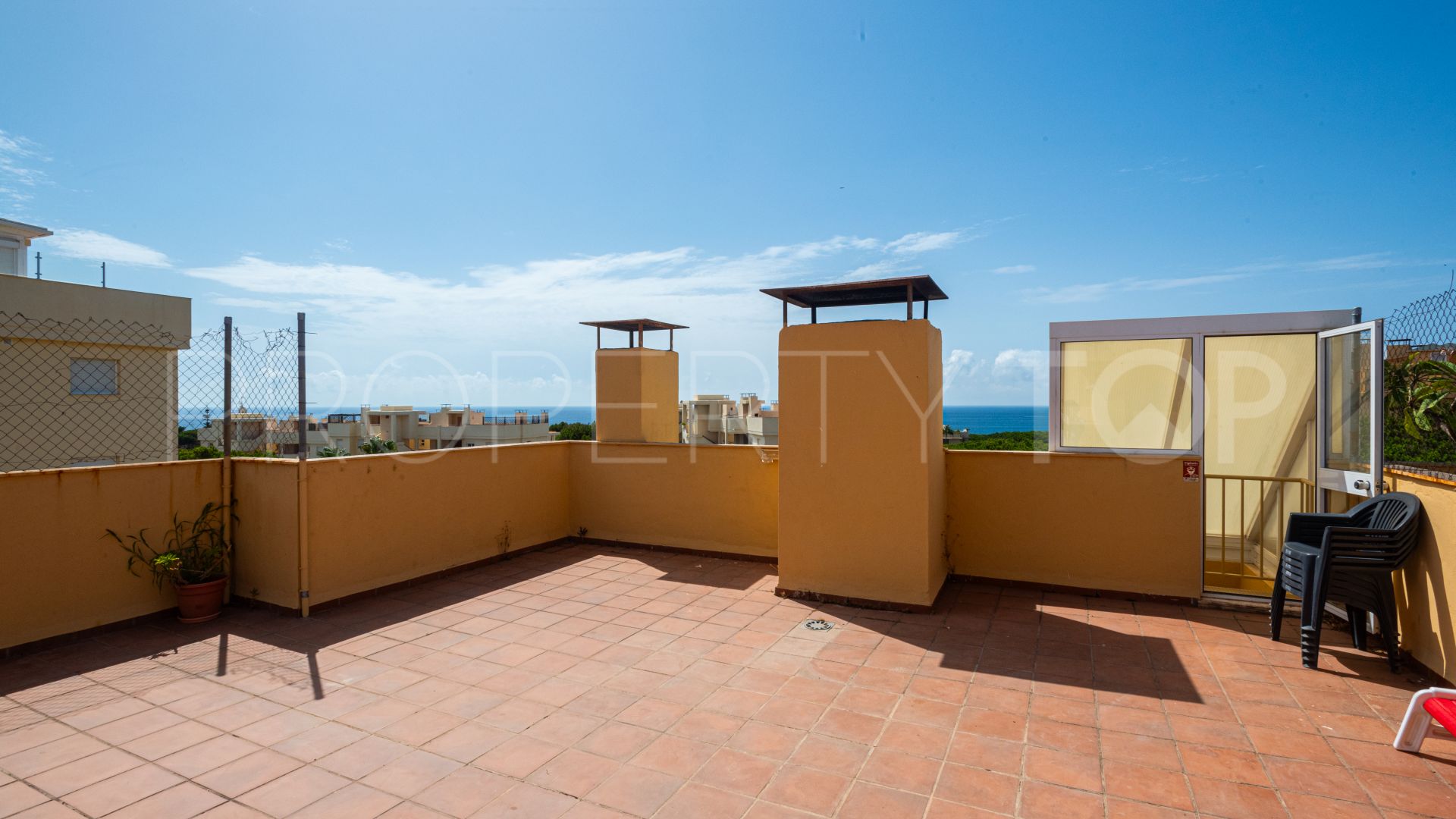 2 bedrooms Calahonda penthouse for sale