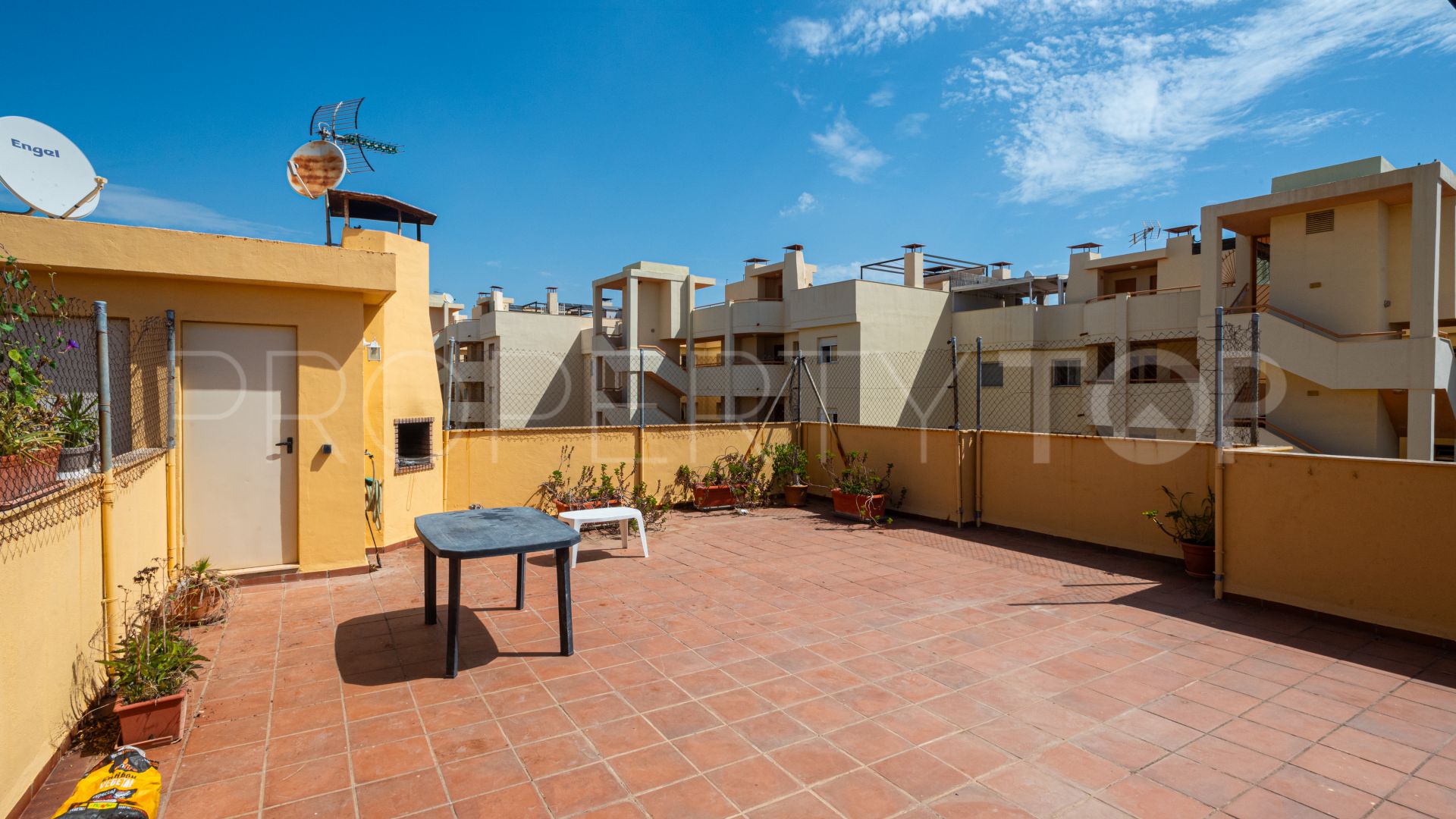 2 bedrooms Calahonda penthouse for sale