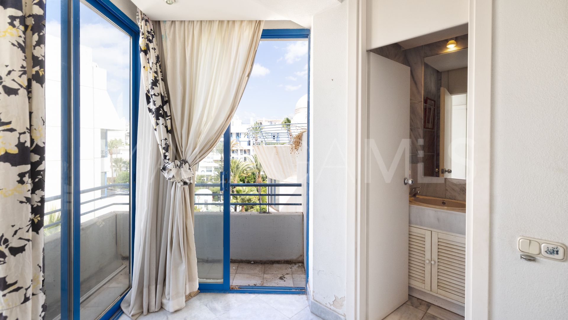 Zweistöckiges penthouse for sale in Marbella City