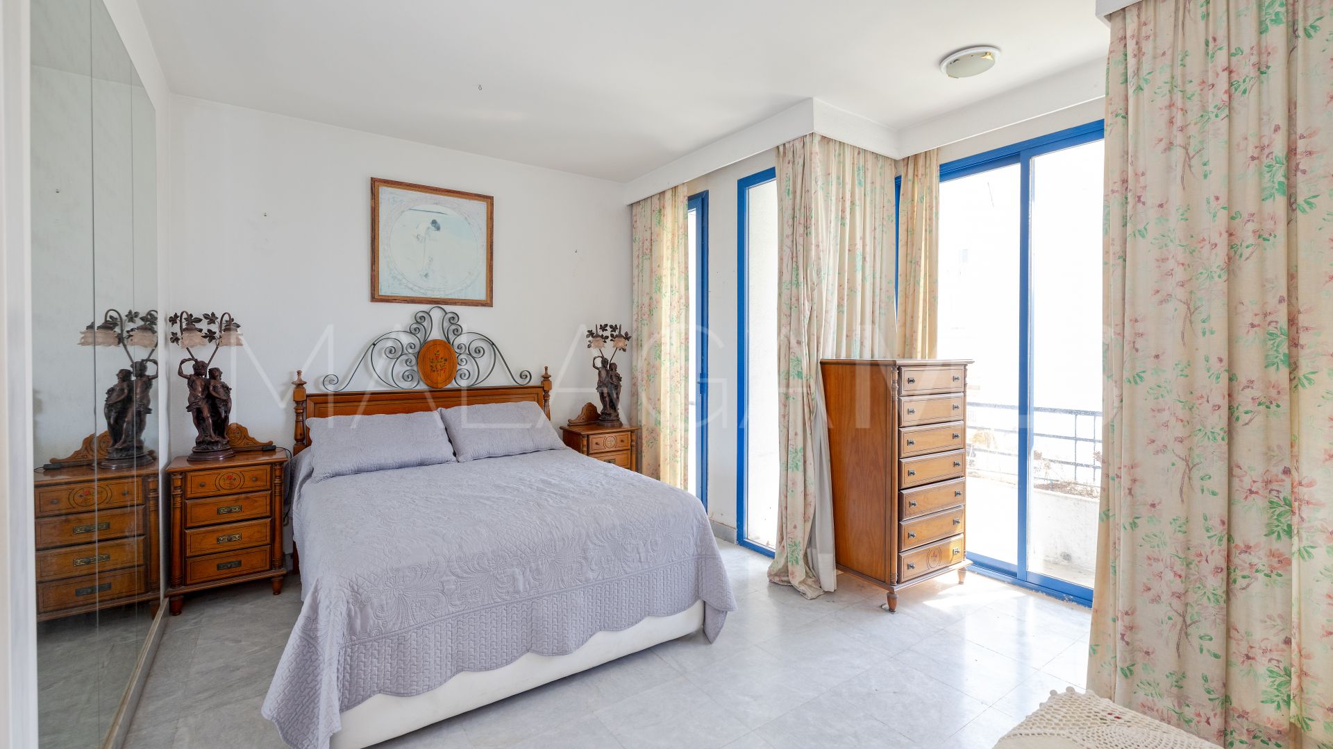 Zweistöckiges penthouse for sale in Marbella City