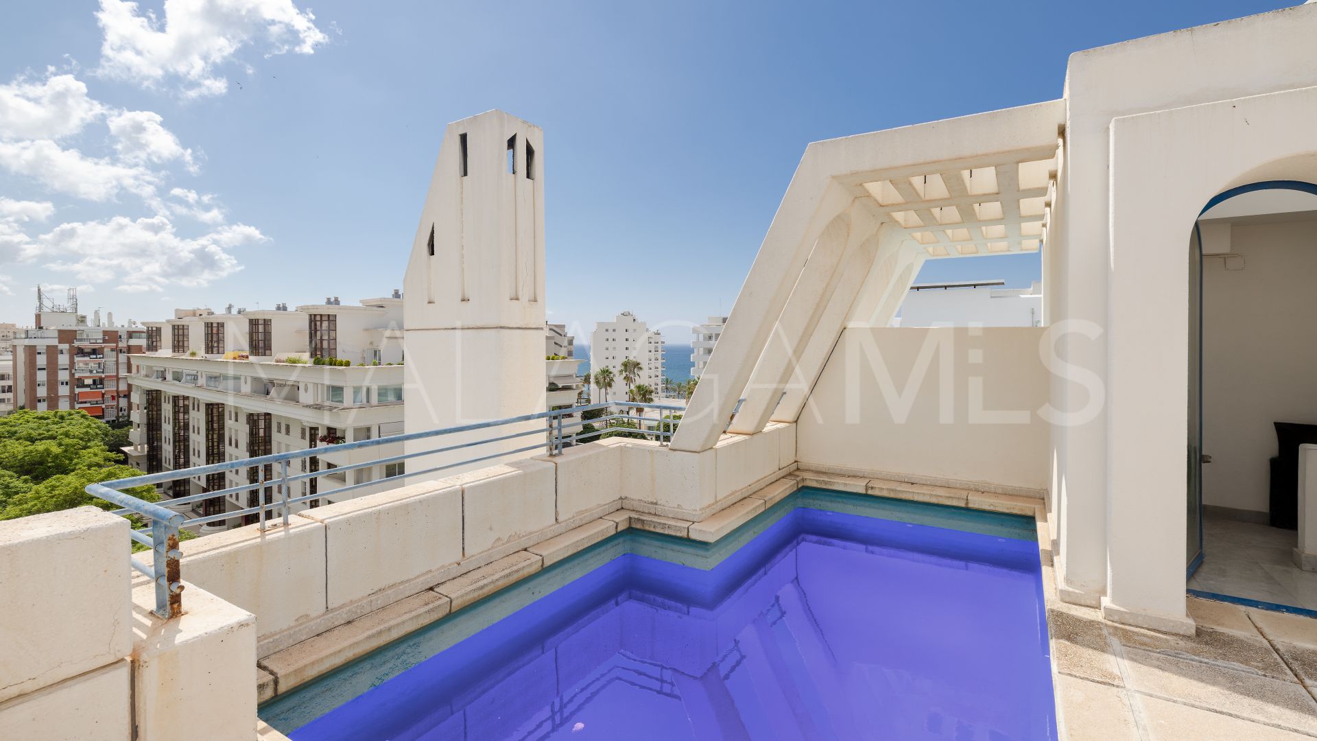 Zweistöckiges penthouse for sale in Marbella City