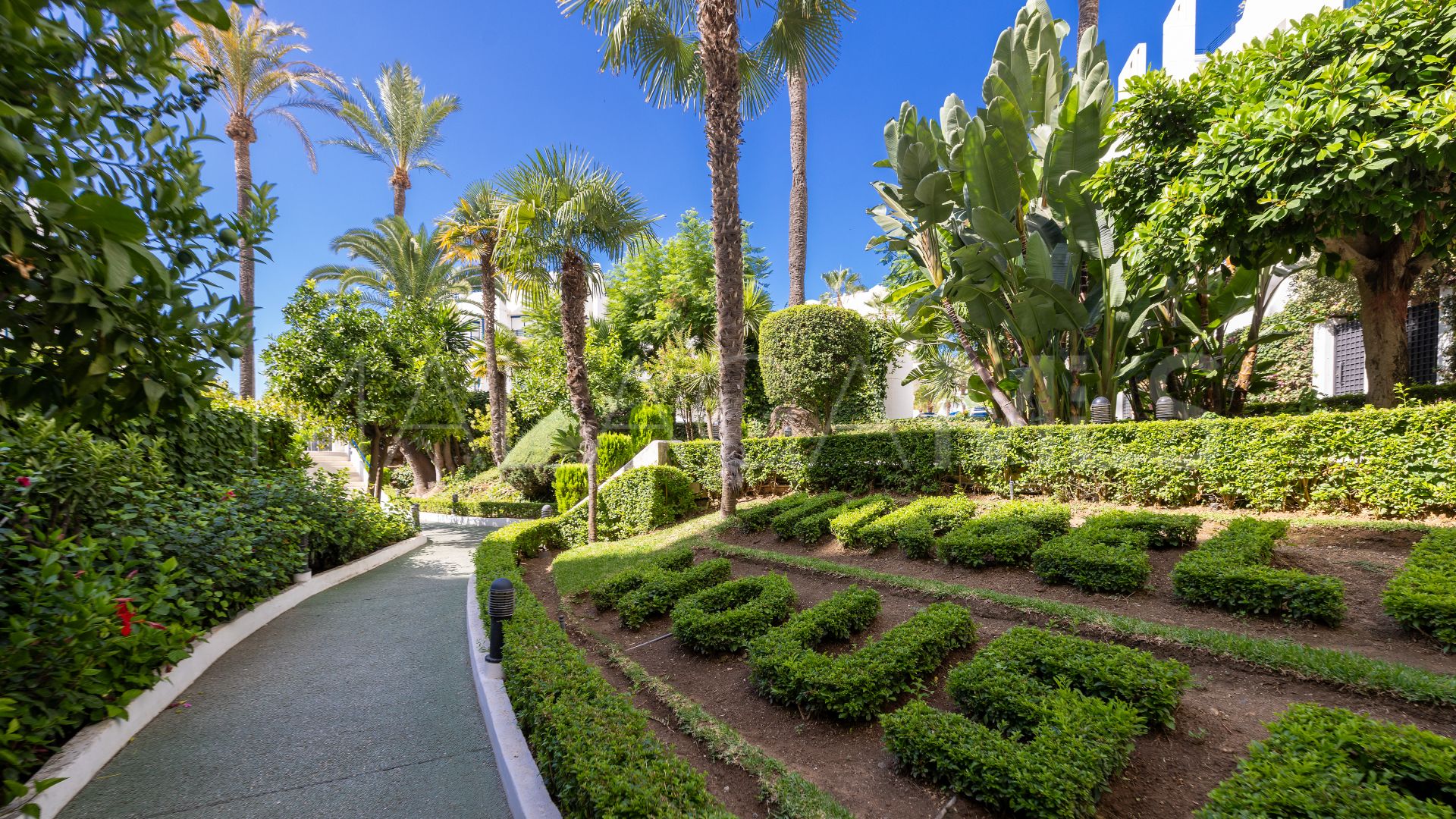 Zweistöckiges penthouse for sale in Marbella City