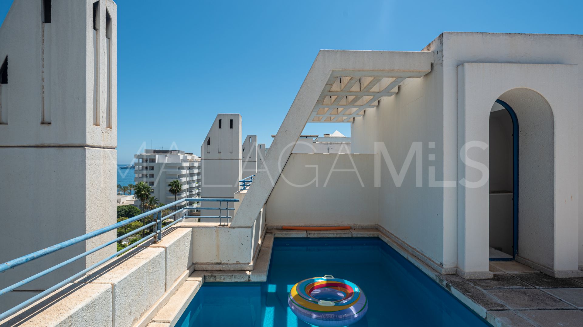 Zweistöckiges penthouse for sale in Marbella City