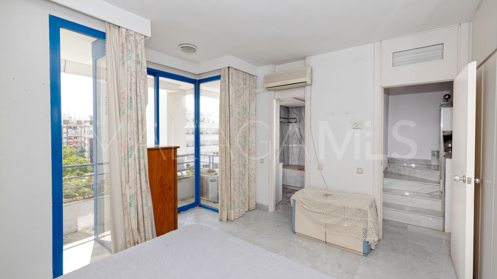 Zweistöckiges penthouse for sale in Marbella City