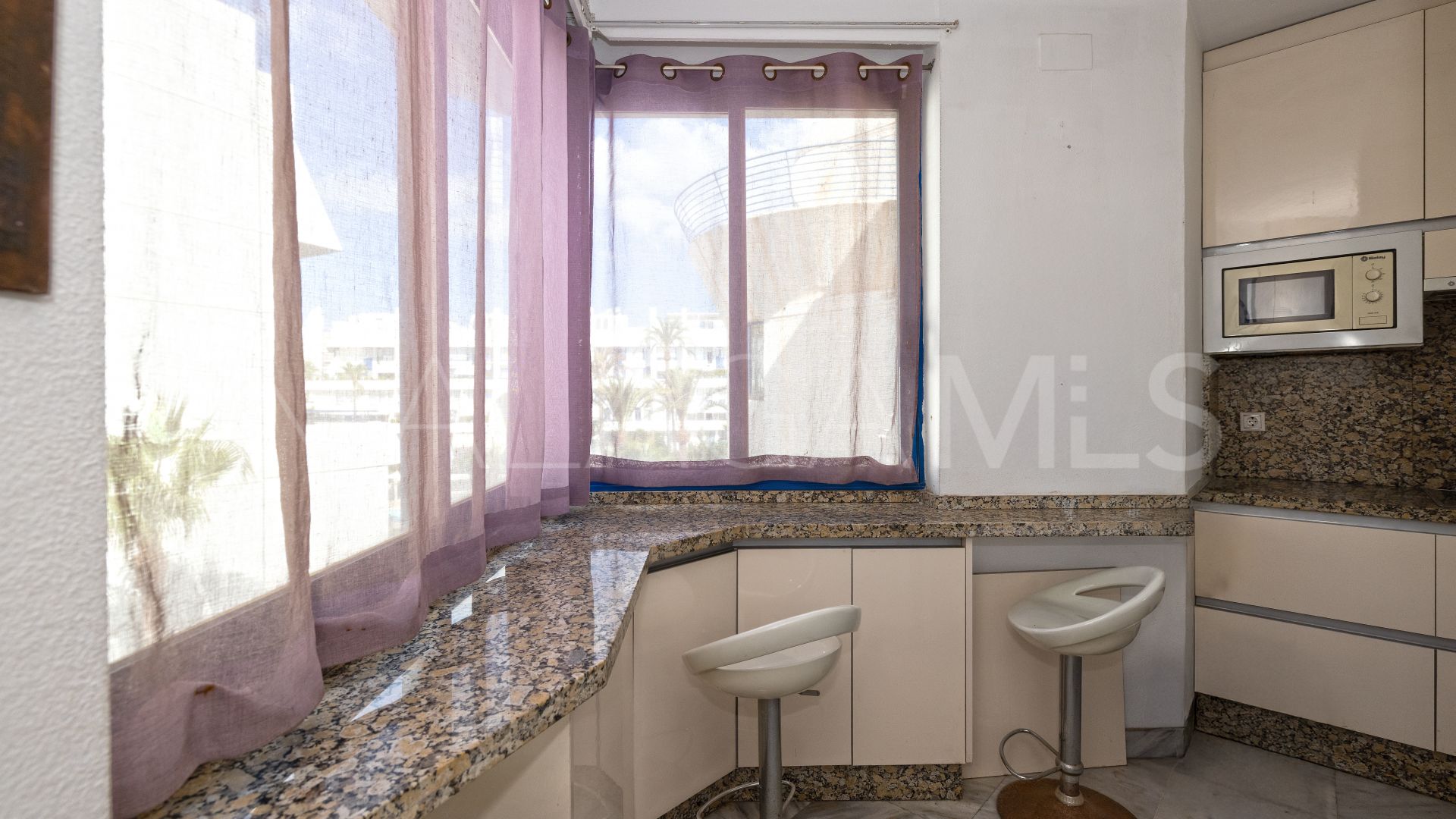 Zweistöckiges penthouse for sale in Marbella City