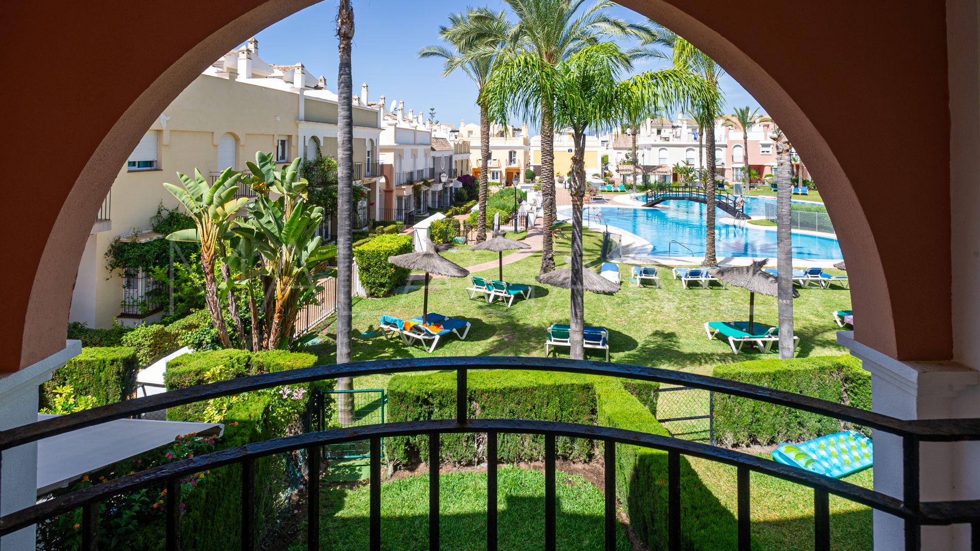 Town house for sale in Dunas de Bahia Marbella