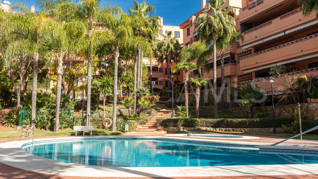 2 bedrooms ground floor apartment in Costa Nagüeles III for sale