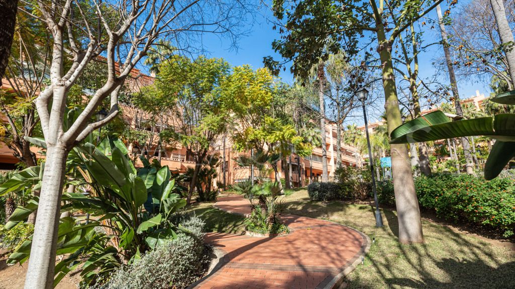 Se vende apartamento planta baja in Costa Nagüeles III de 2 bedrooms