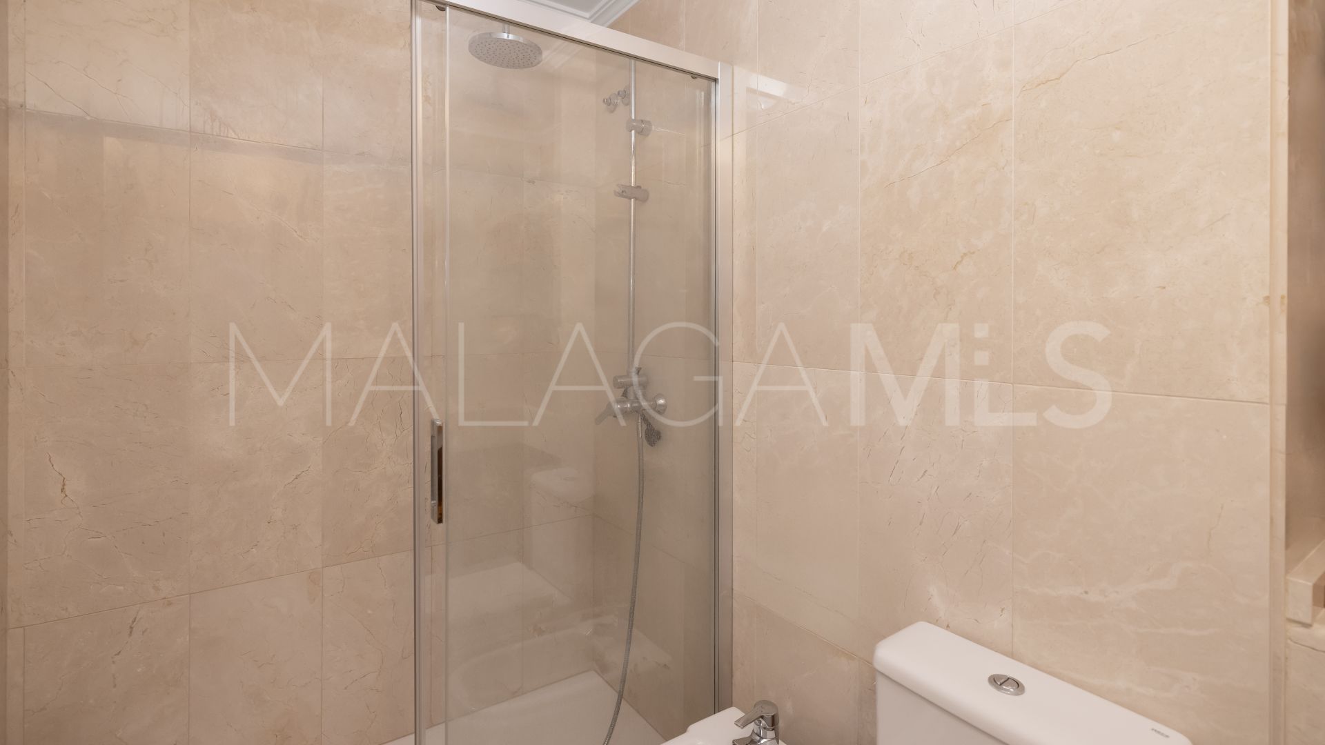 Se vende apartamento with 3 bedrooms in Costa Nagüeles I
