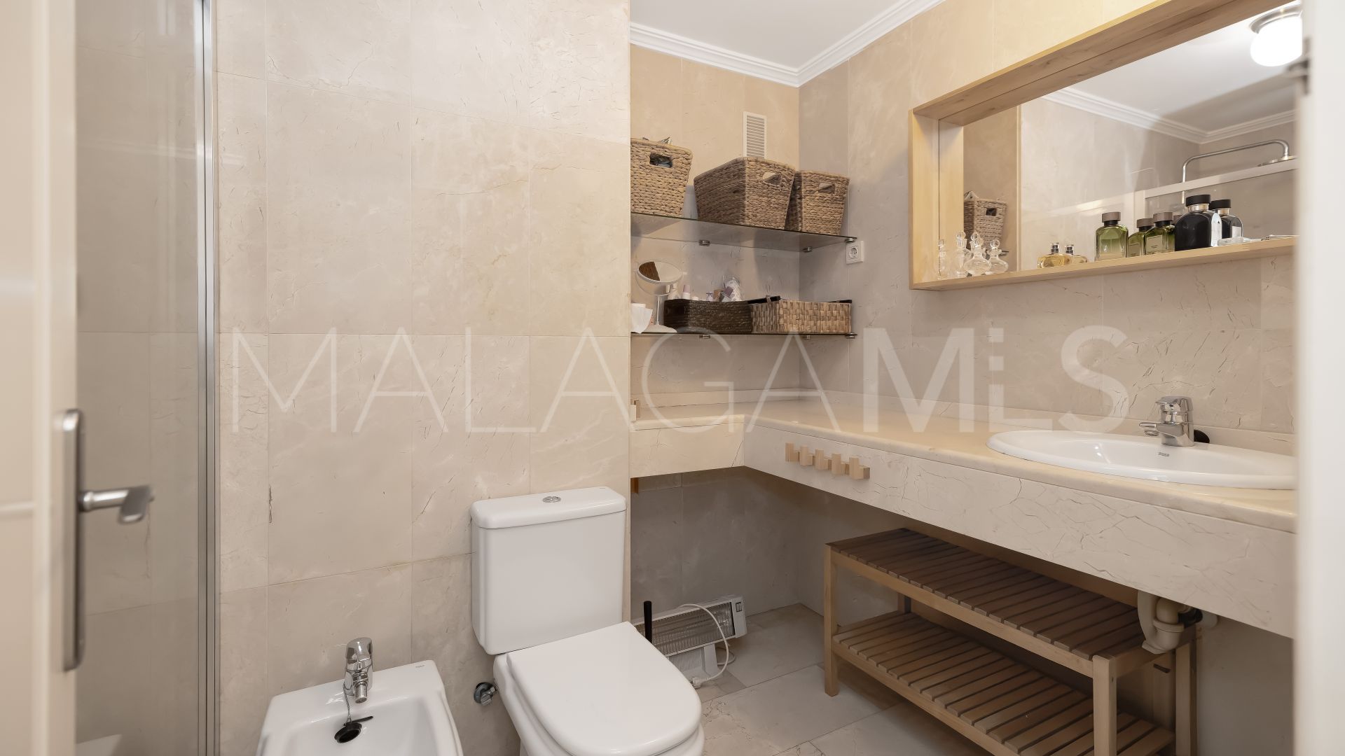 Se vende apartamento with 3 bedrooms in Costa Nagüeles I