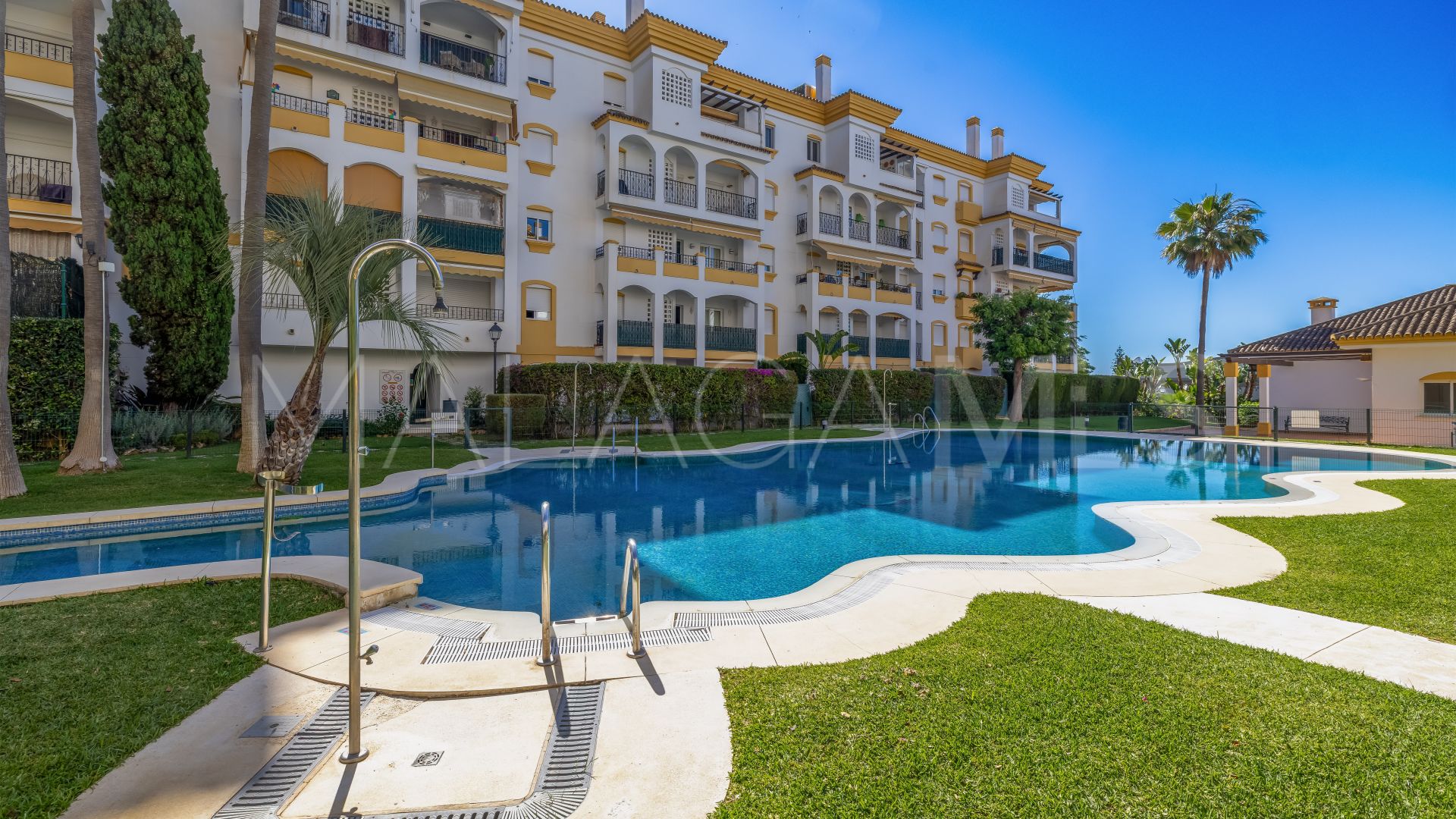 Se vende apartamento with 3 bedrooms in Costa Nagüeles I
