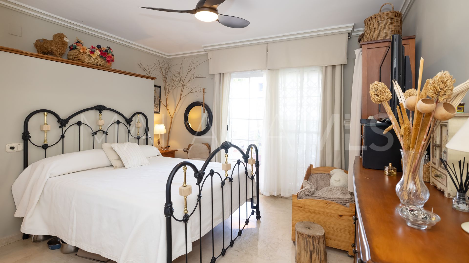 For sale apartment in Las Lomas de Rio Real