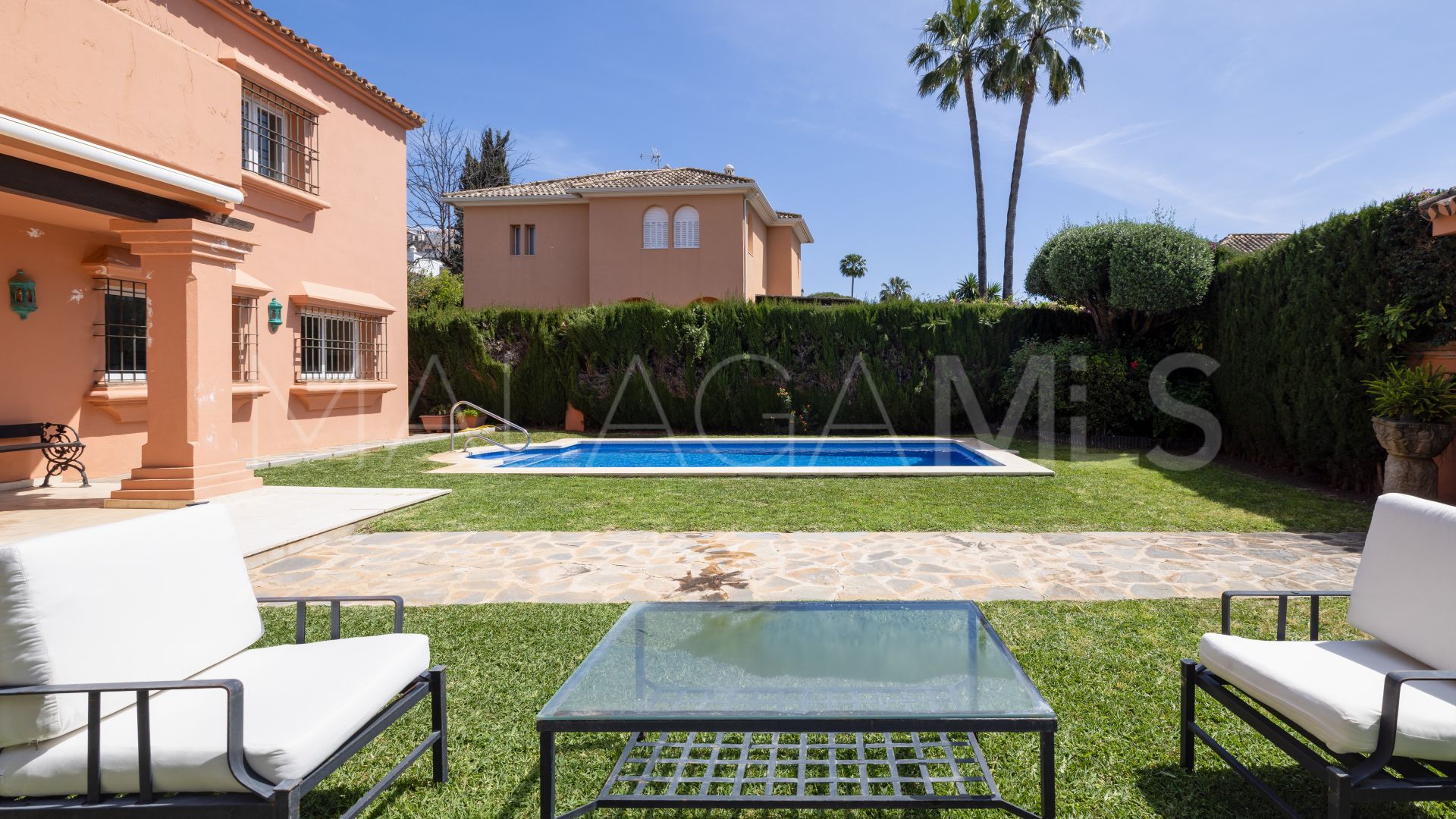 Buy villa in Casablanca with 5 bedrooms
