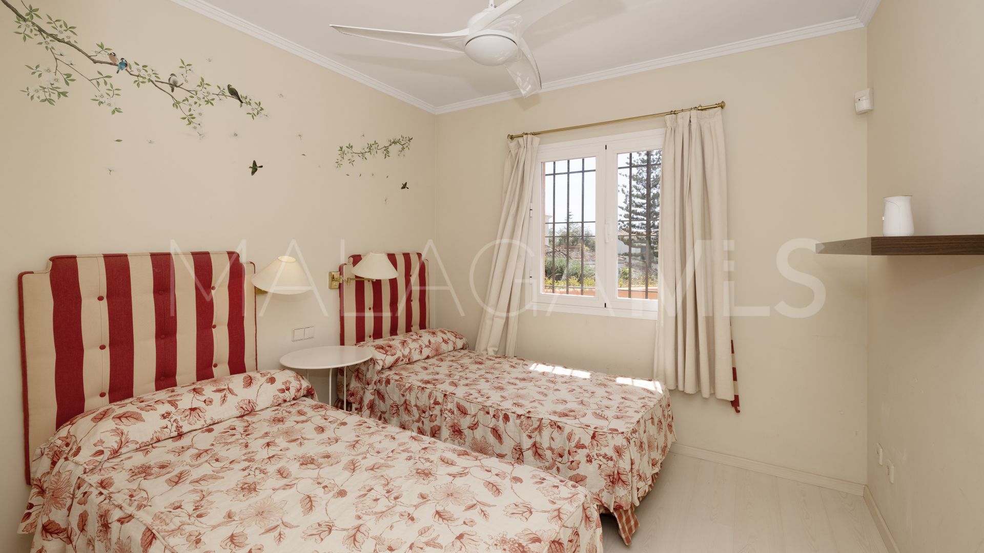 Buy villa in Casablanca with 5 bedrooms