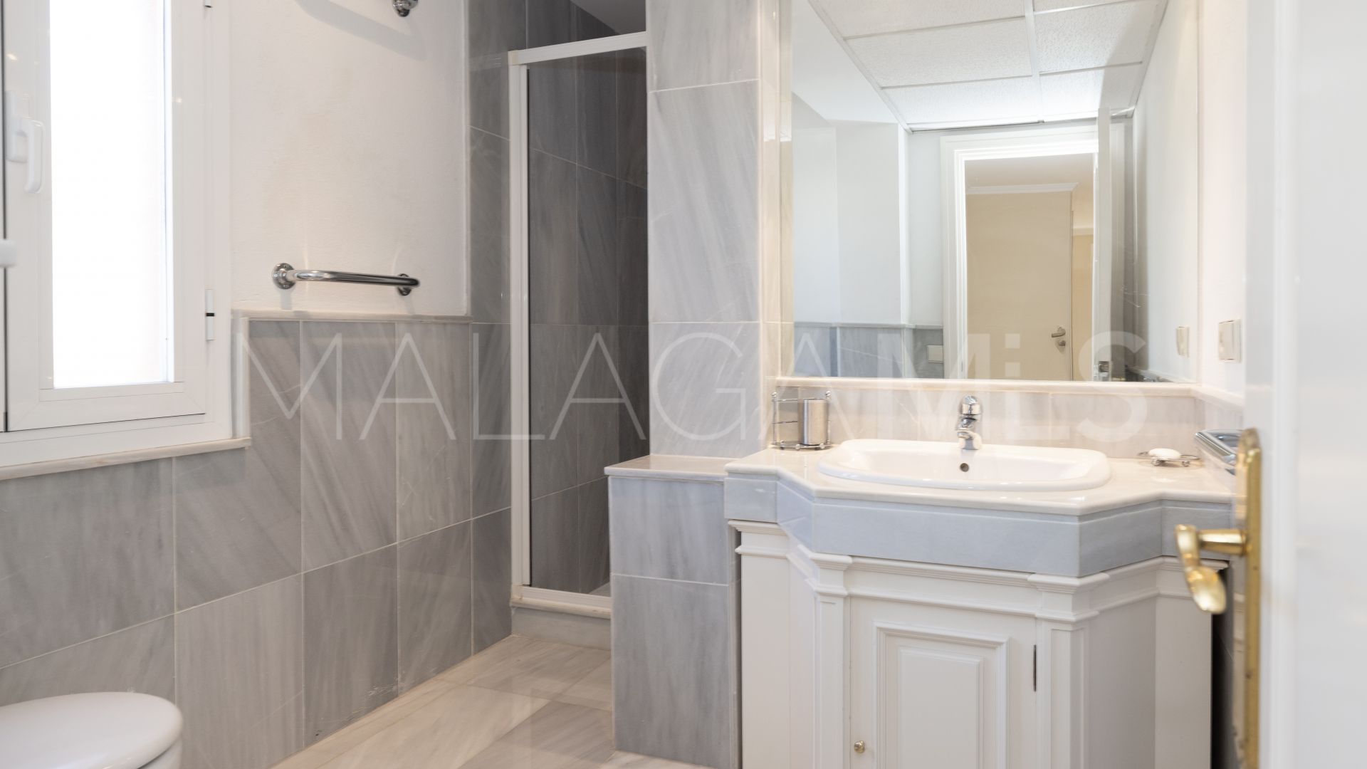 Buy villa in Casablanca with 5 bedrooms