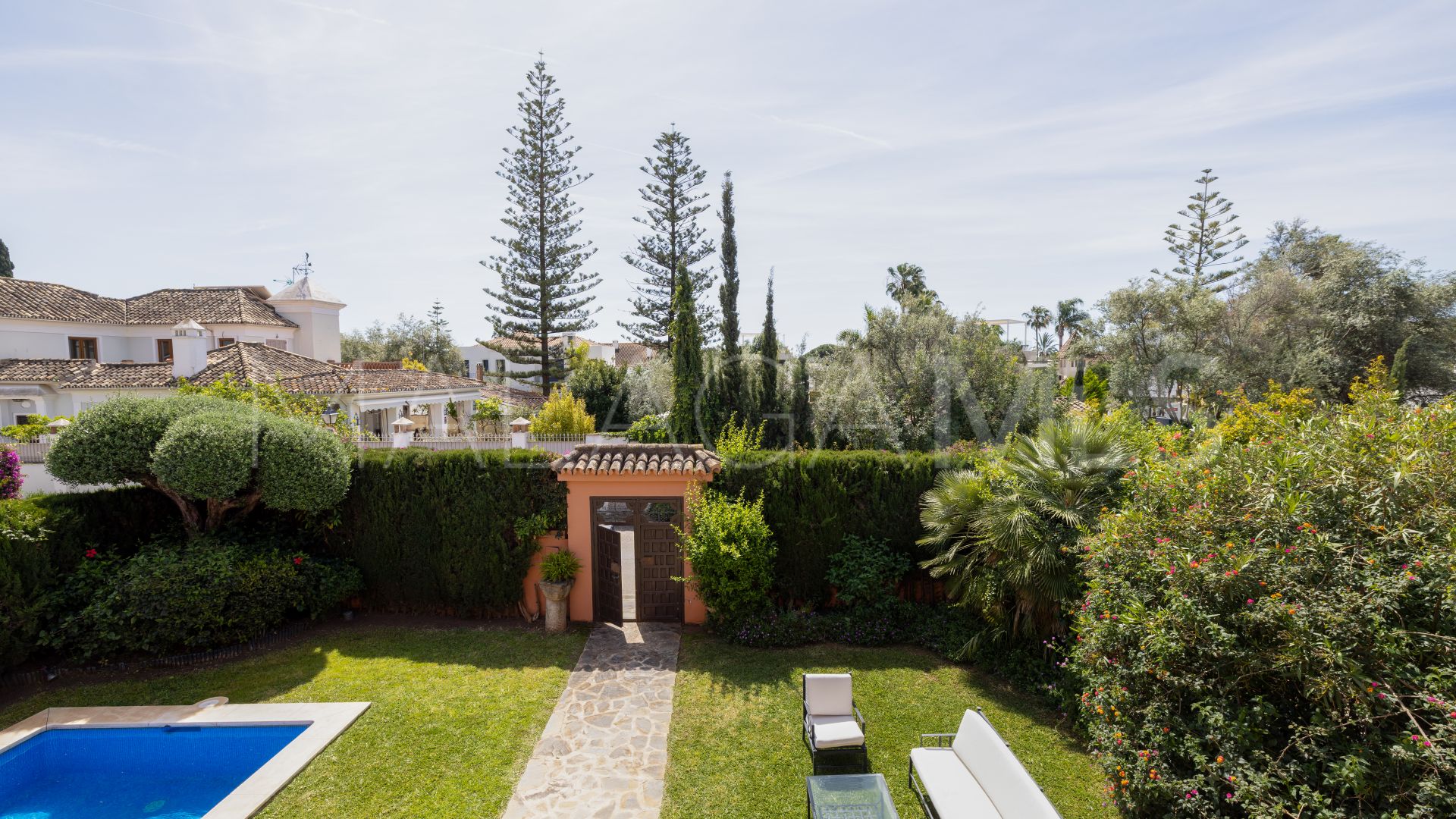 Buy villa in Casablanca with 5 bedrooms