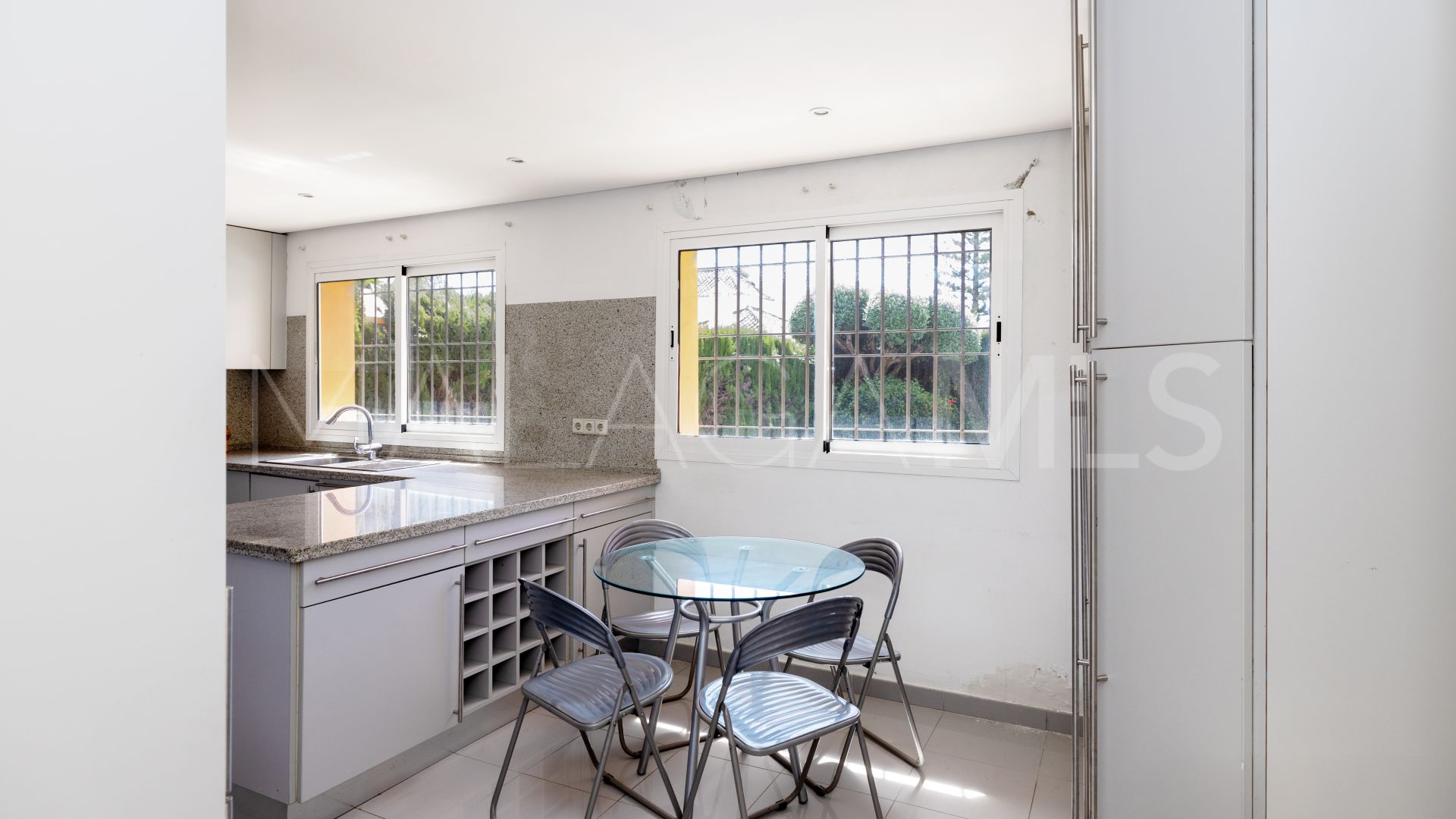 Buy villa in Casablanca with 5 bedrooms