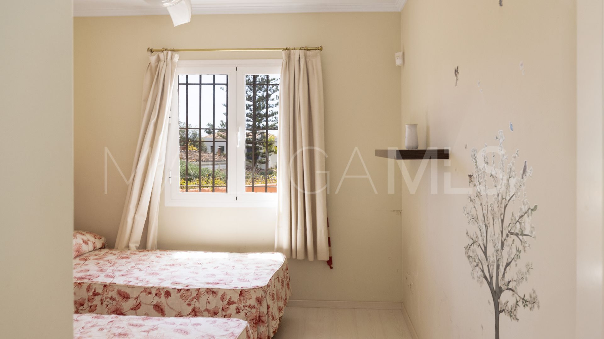 Buy villa in Casablanca with 5 bedrooms