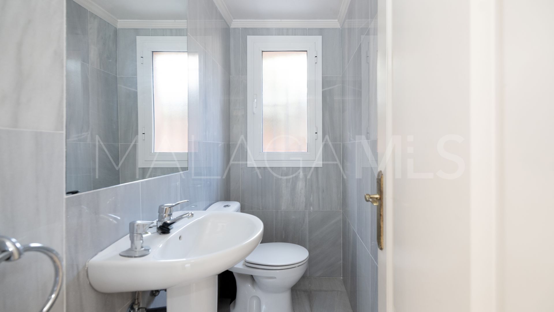 Buy villa in Casablanca with 5 bedrooms