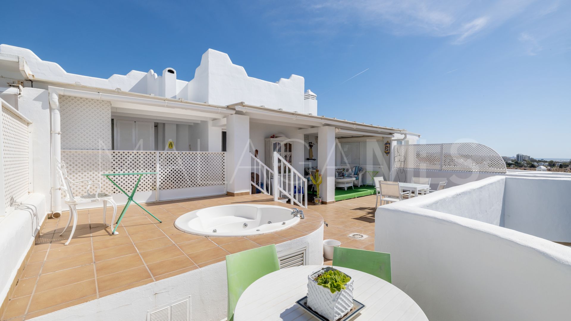 Duplex penthouse for sale in Marbella Real