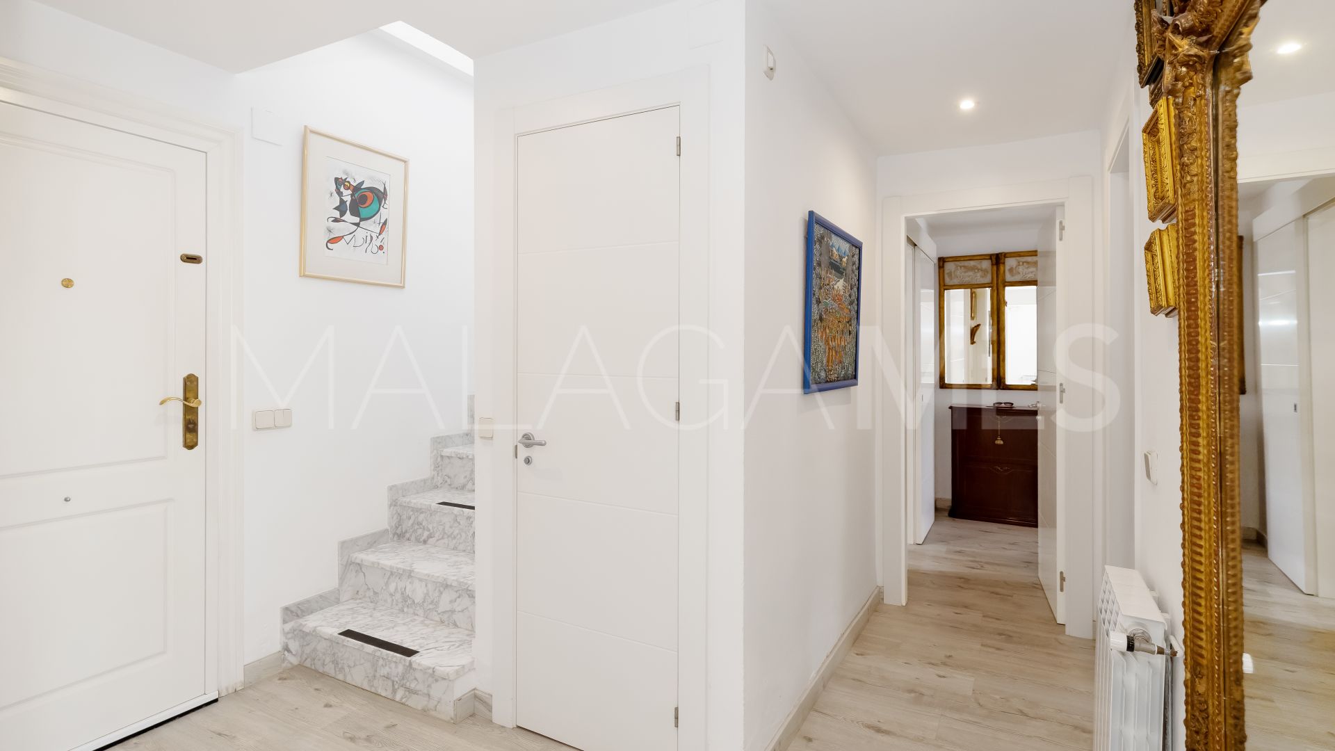 Duplex penthouse for sale in Marbella Real