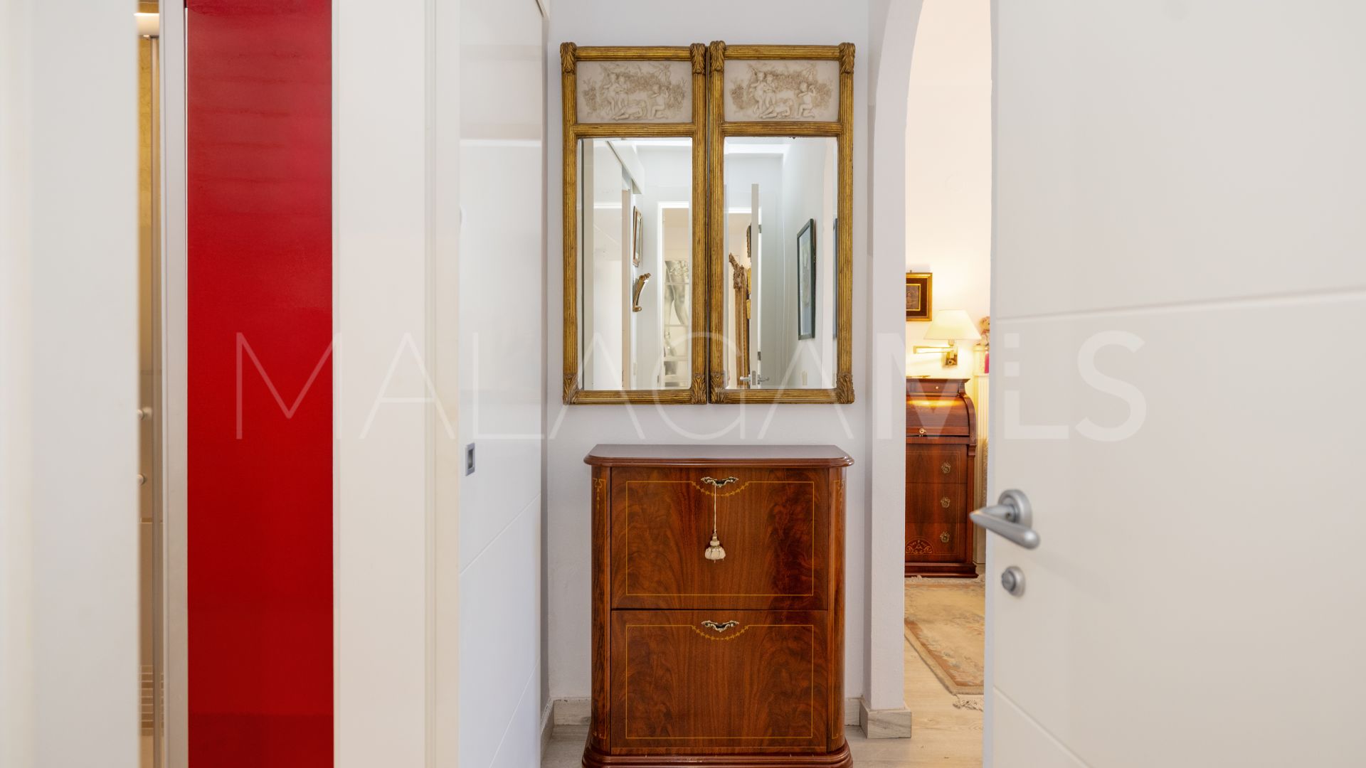 Duplex penthouse for sale in Marbella Real