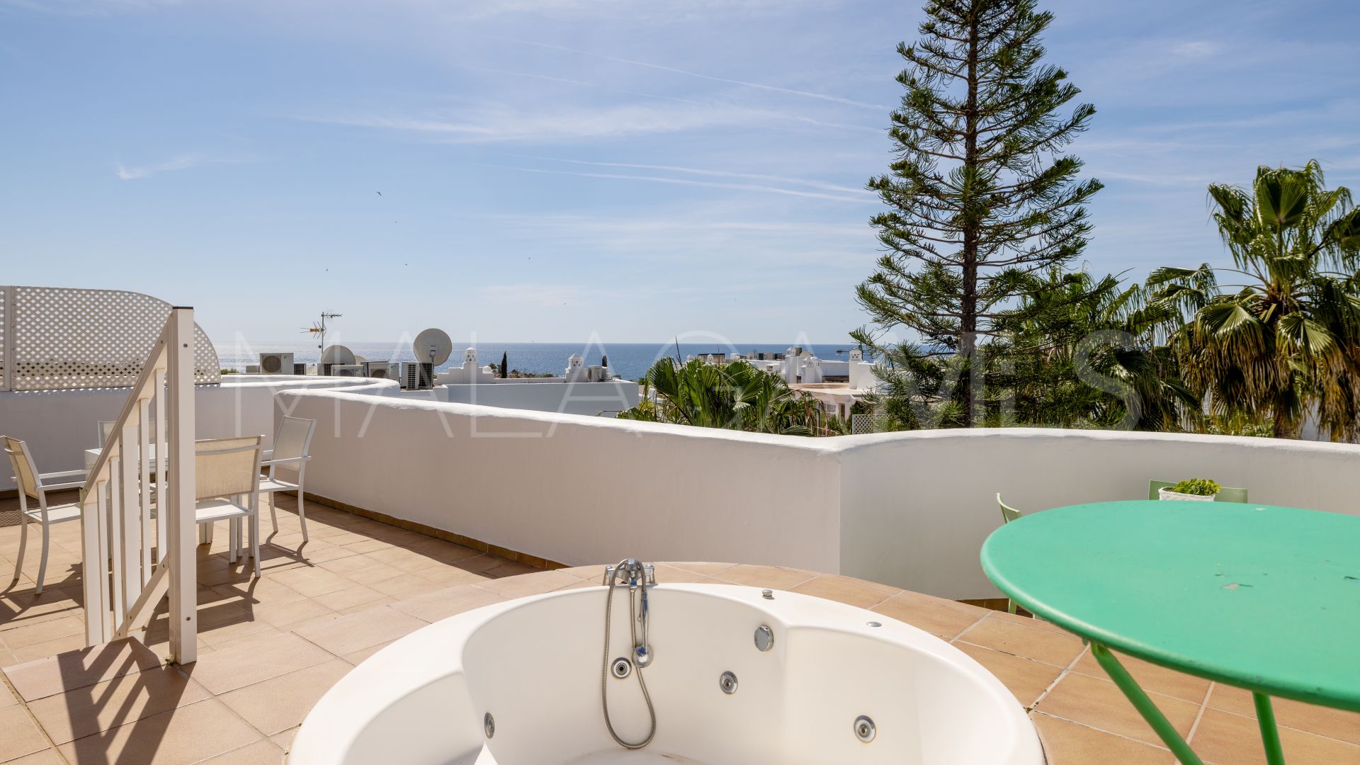 Duplex penthouse for sale in Marbella Real