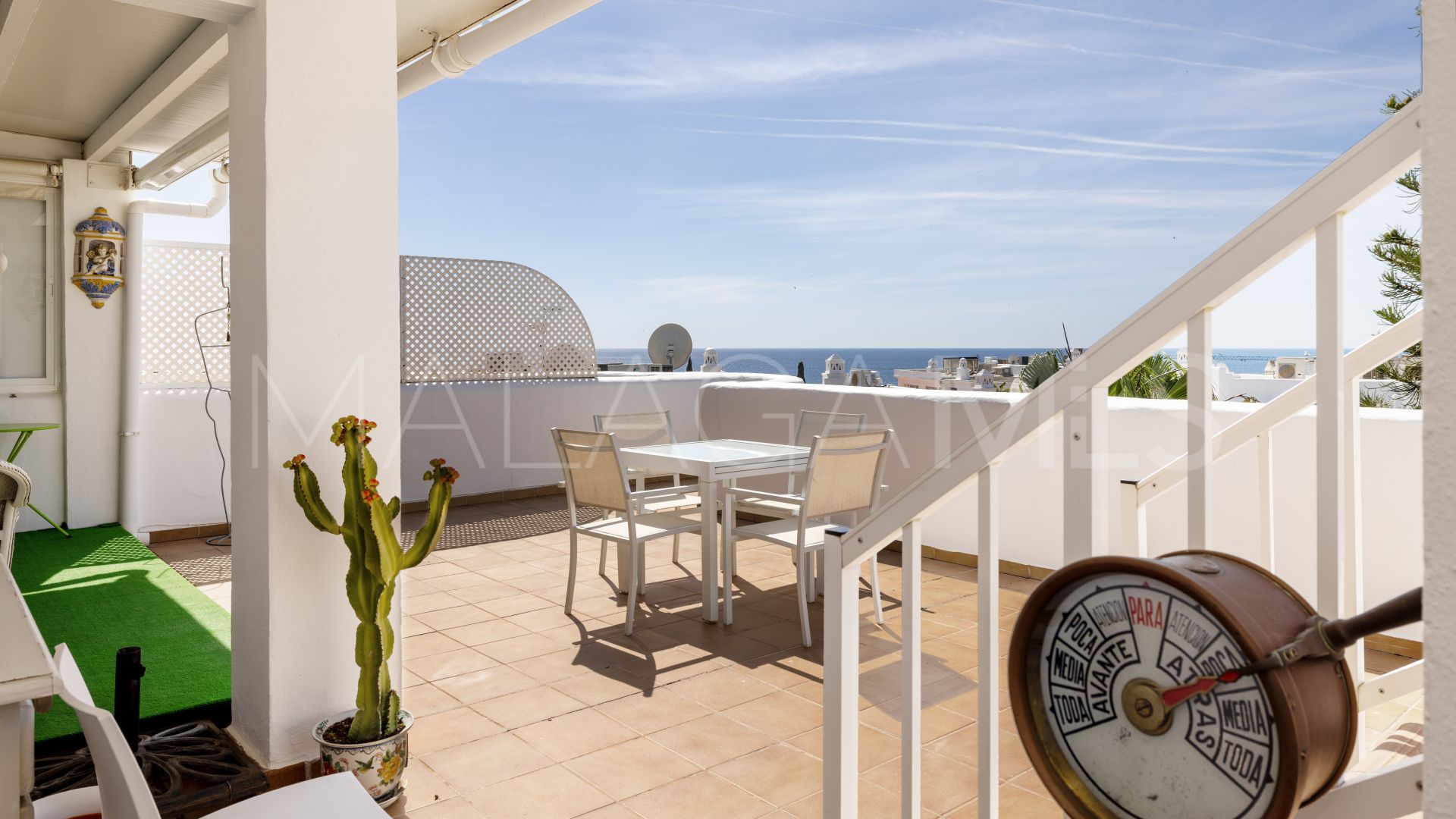 Duplex penthouse for sale in Marbella Real
