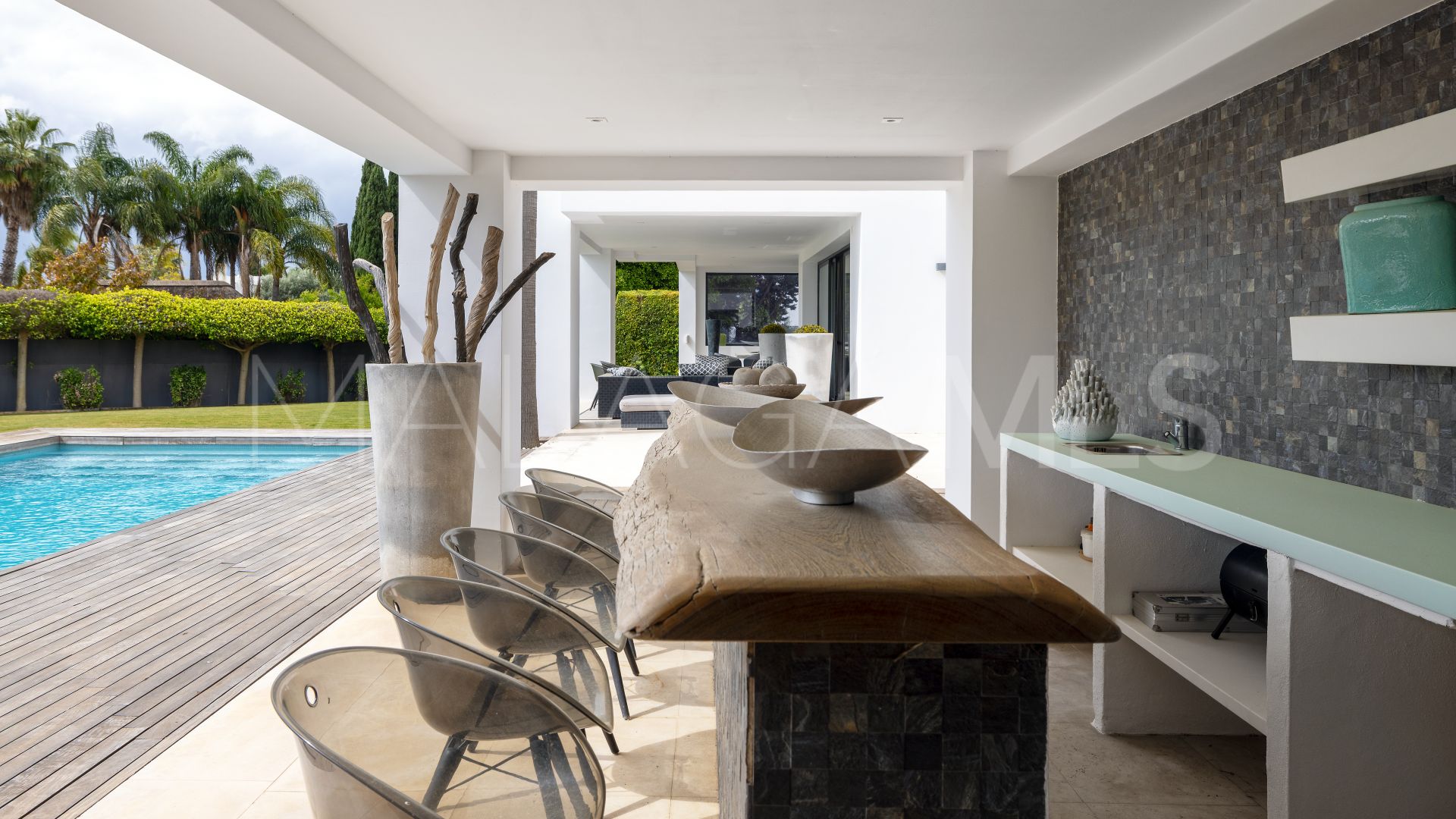 Villa for sale in Altos de Puente Romano