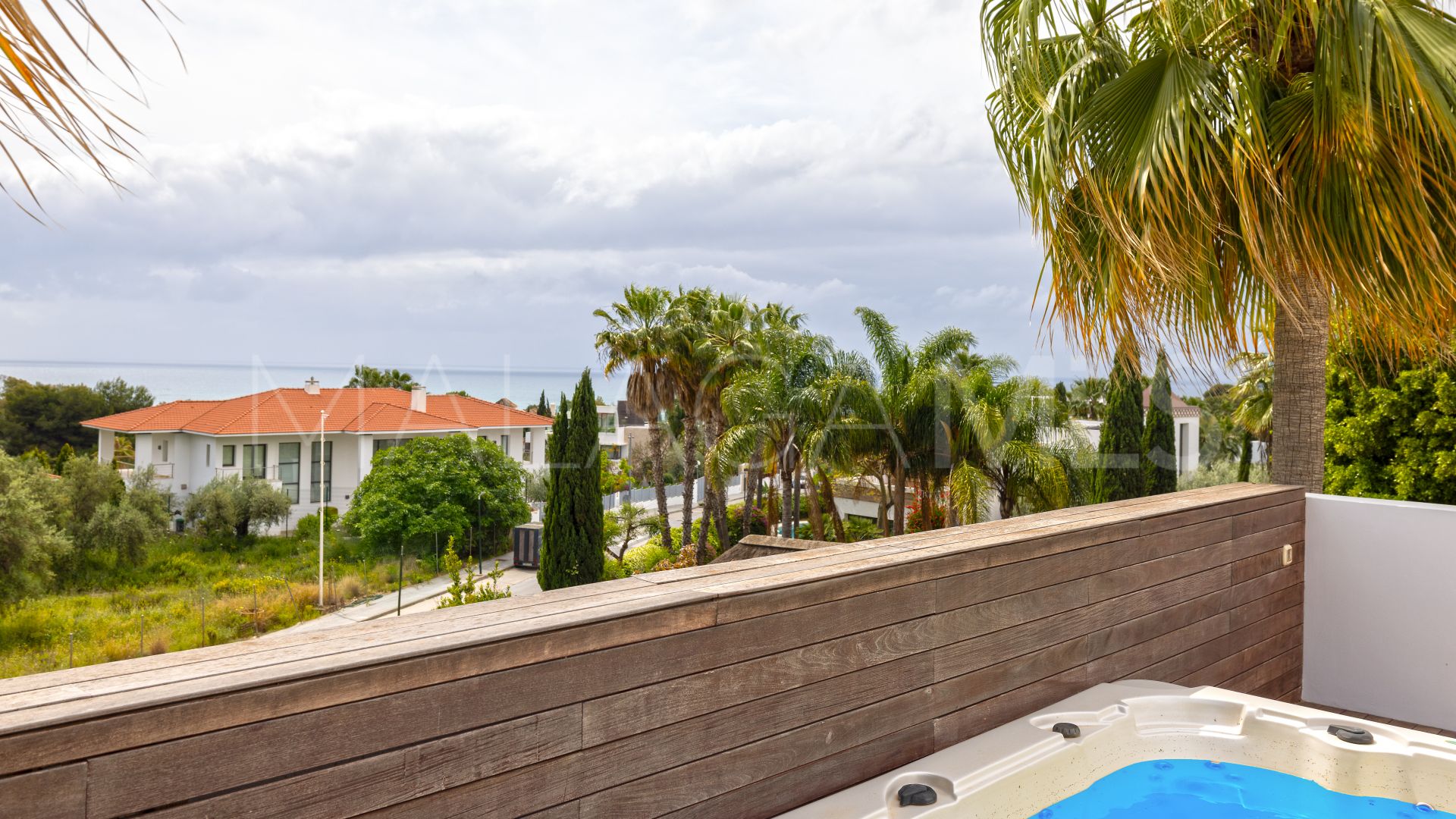 Villa for sale in Altos de Puente Romano
