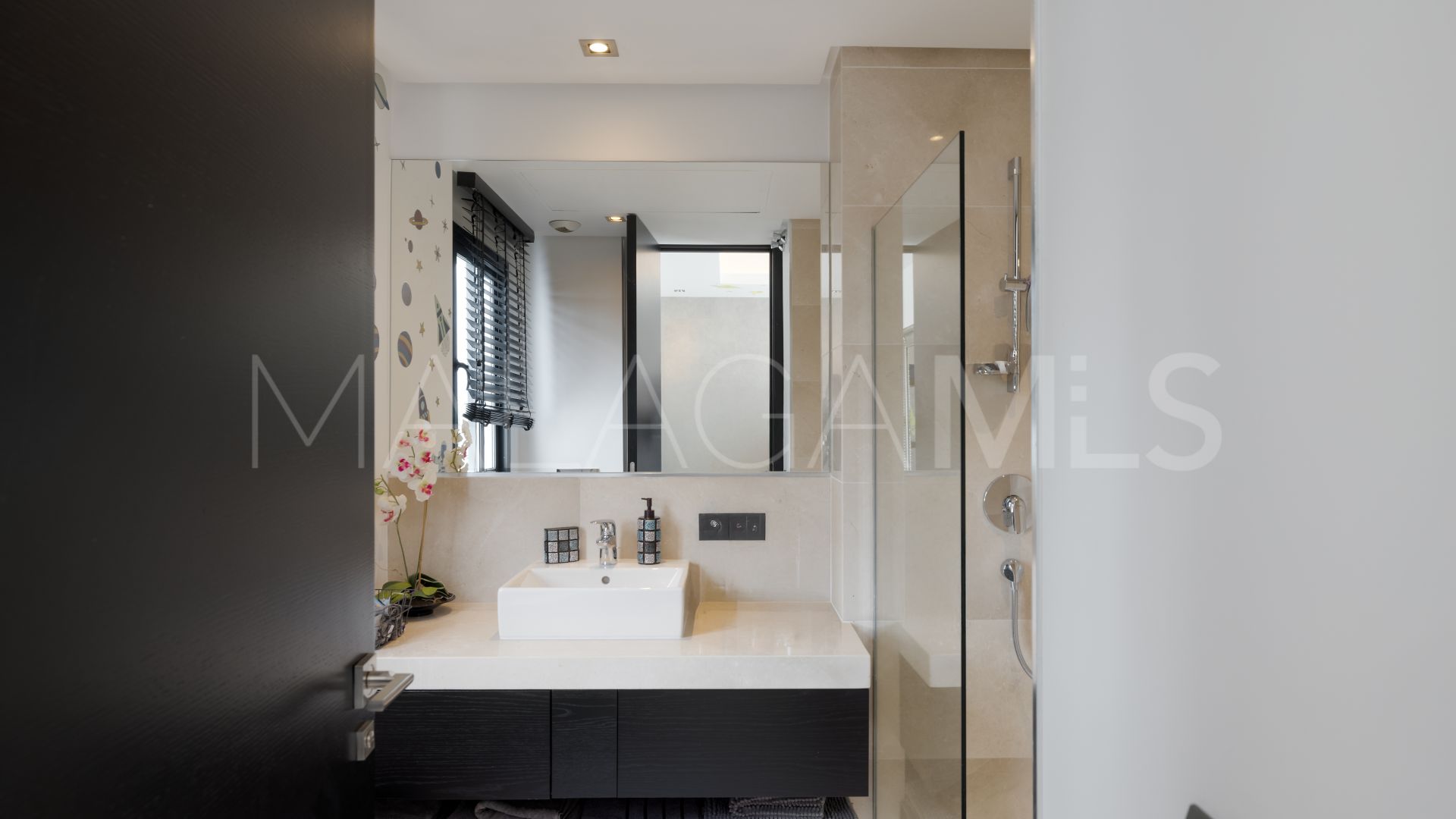 Villa for sale in Altos de Puente Romano