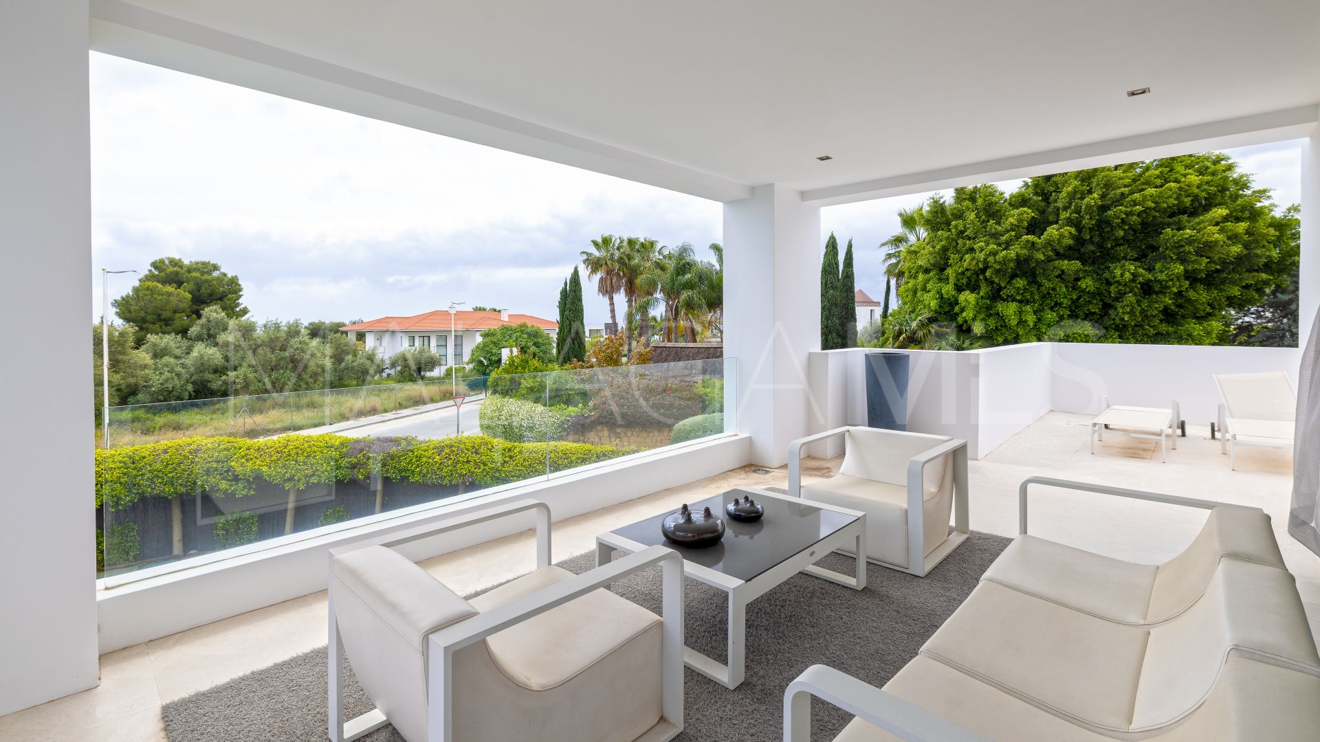 Villa for sale in Altos de Puente Romano