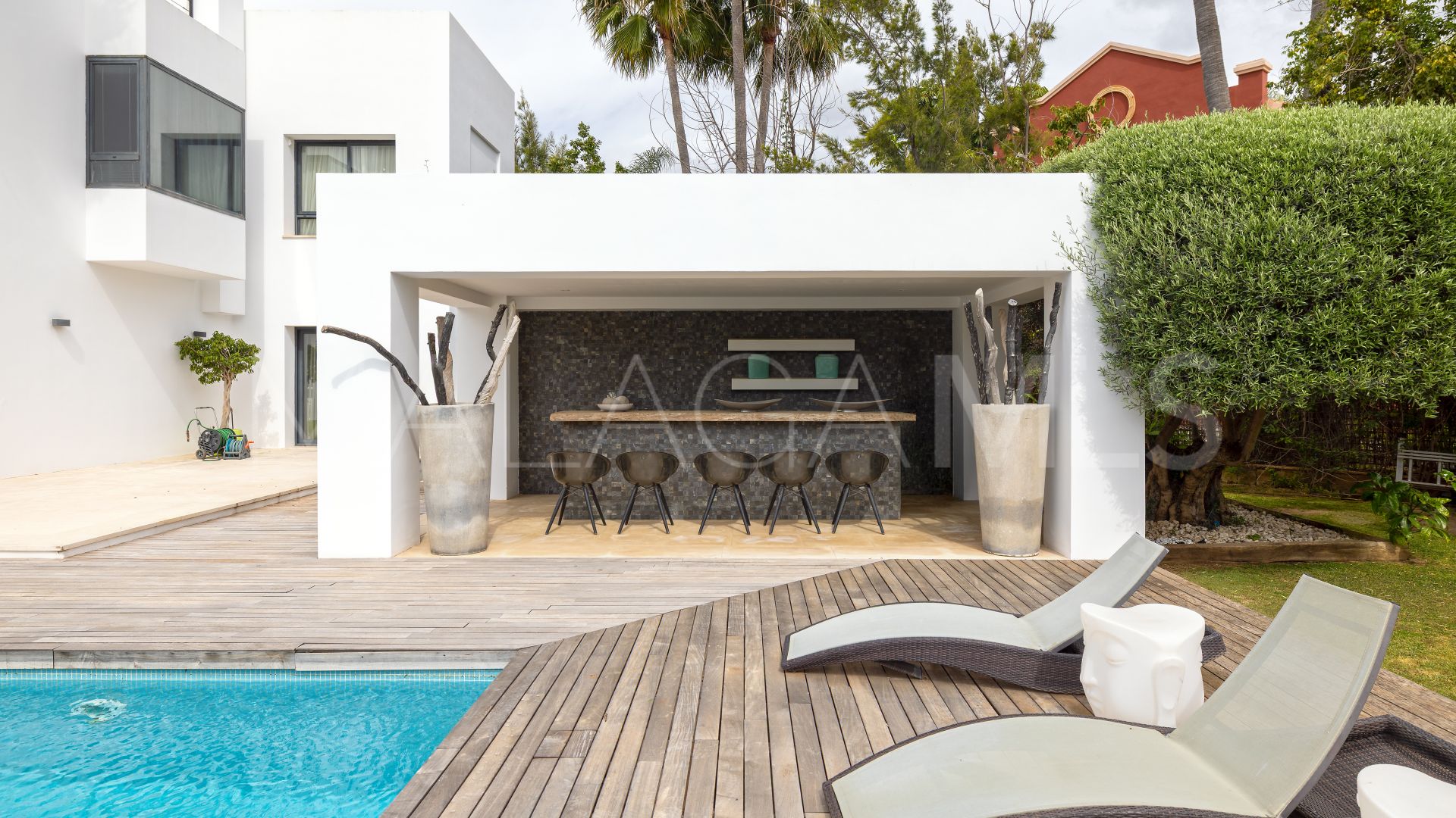 Villa for sale in Altos de Puente Romano