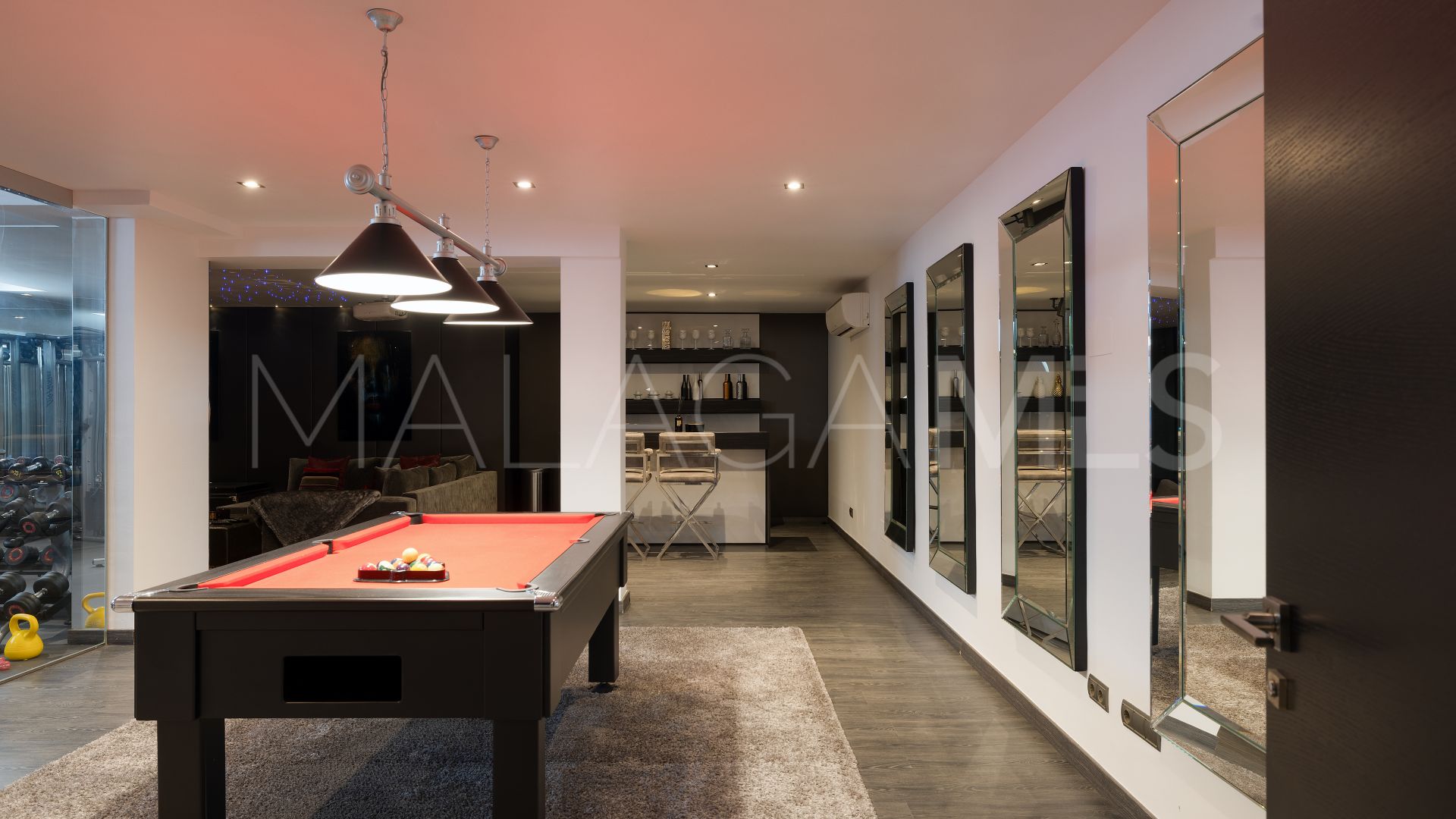 Villa for sale in Altos de Puente Romano