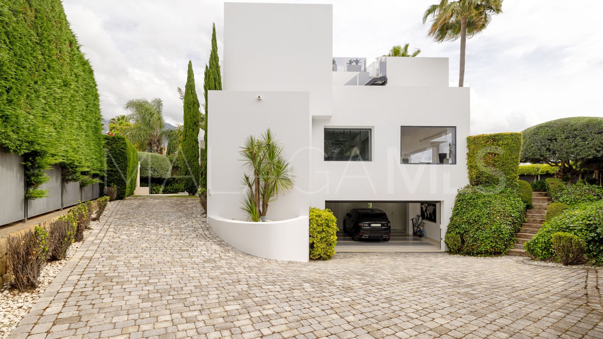 Villa for sale in Altos de Puente Romano