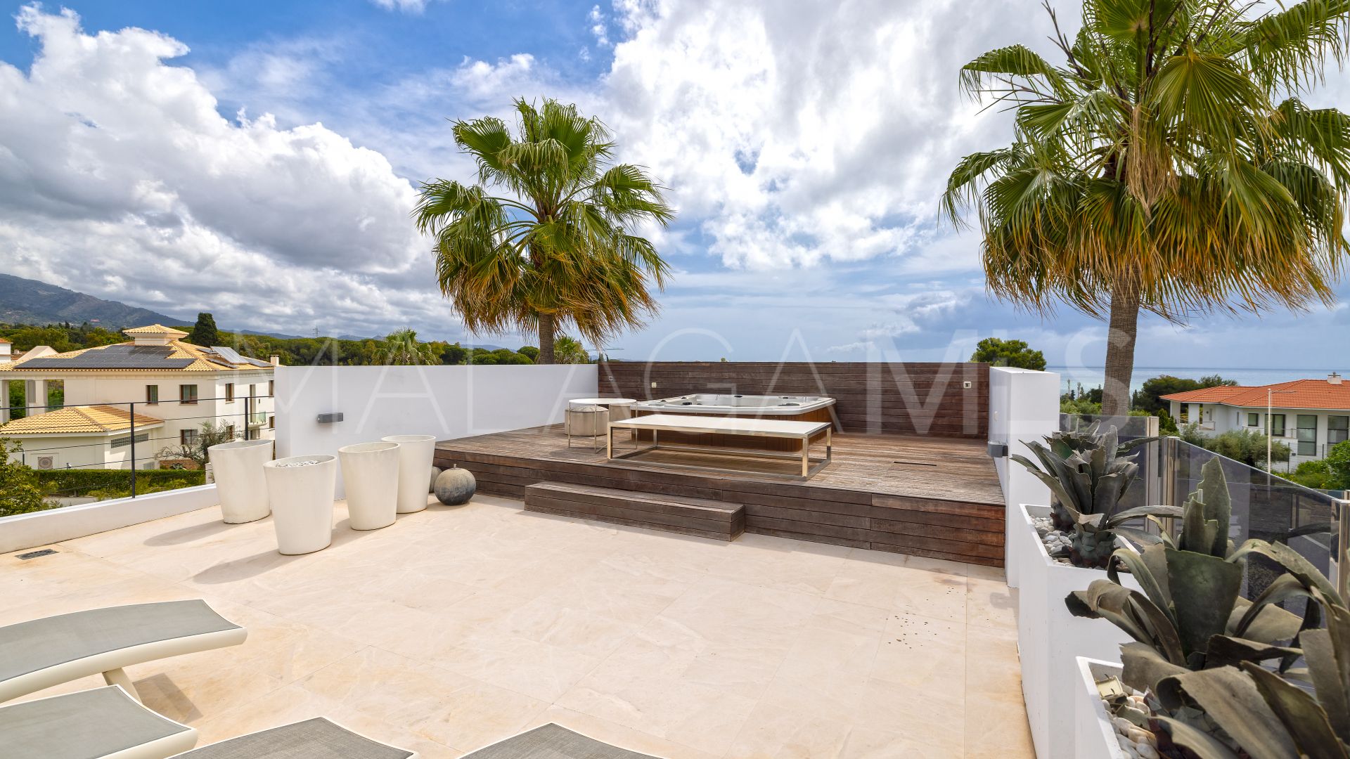 Villa for sale in Altos de Puente Romano