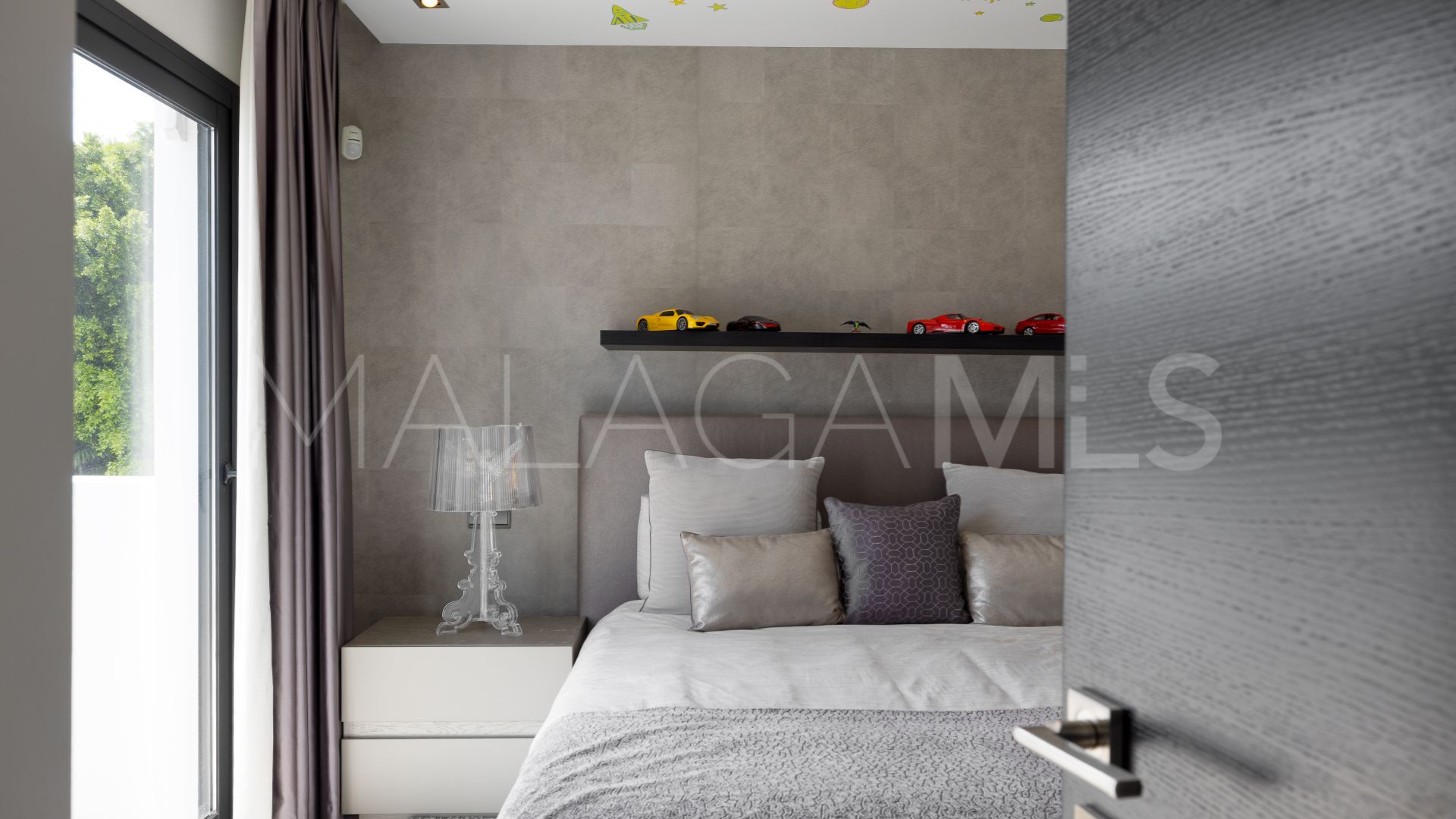 Villa for sale in Altos de Puente Romano