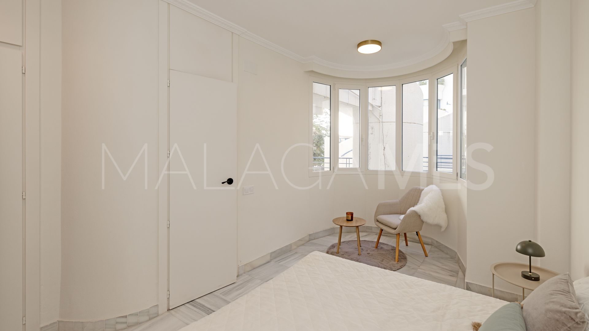 Markplanslägenhet for sale in Playa de la Fontanilla