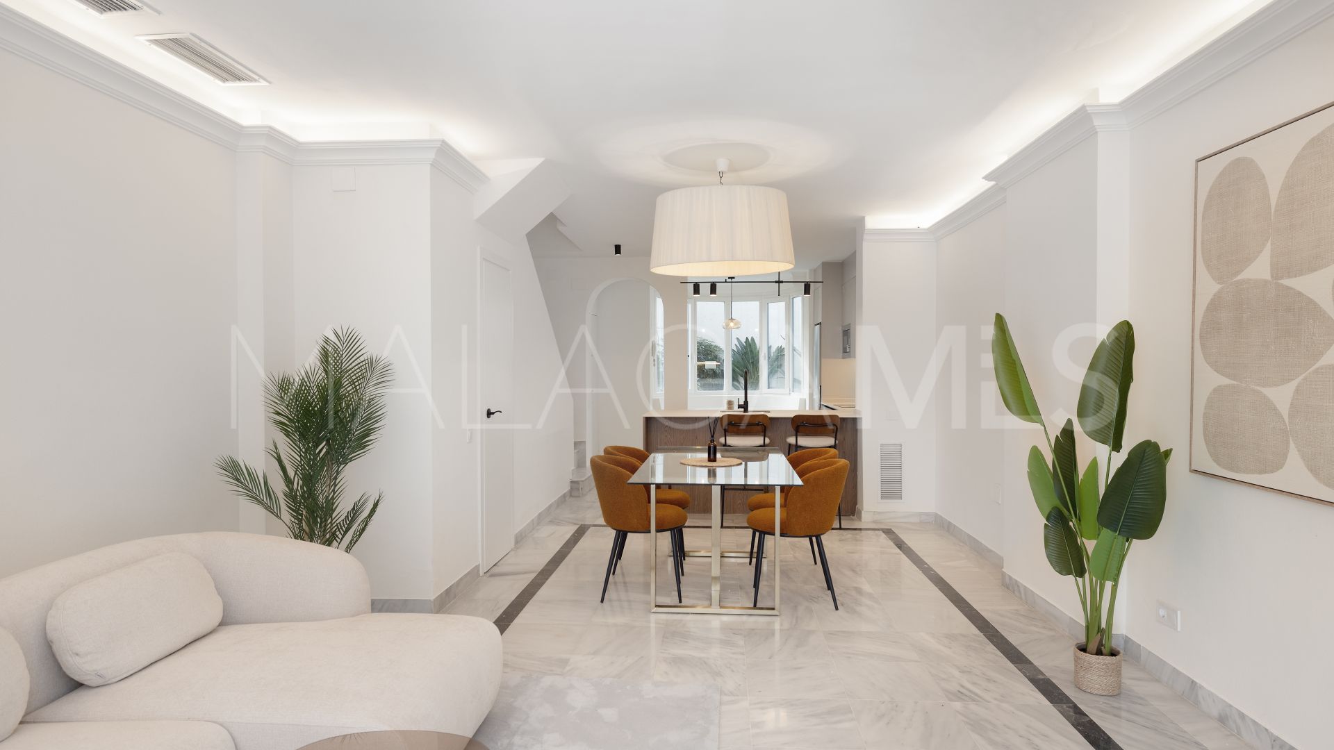 Markplanslägenhet for sale in Playa de la Fontanilla