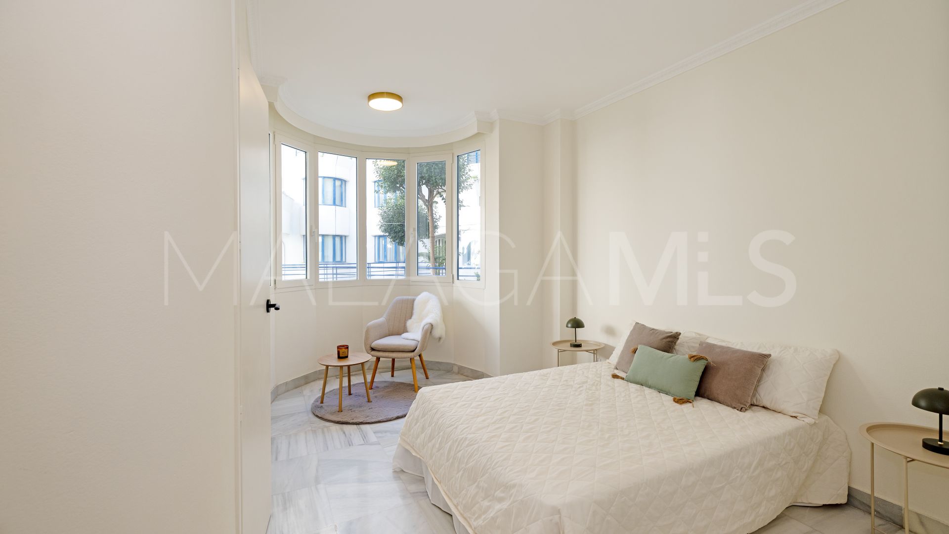 Markplanslägenhet for sale in Playa de la Fontanilla