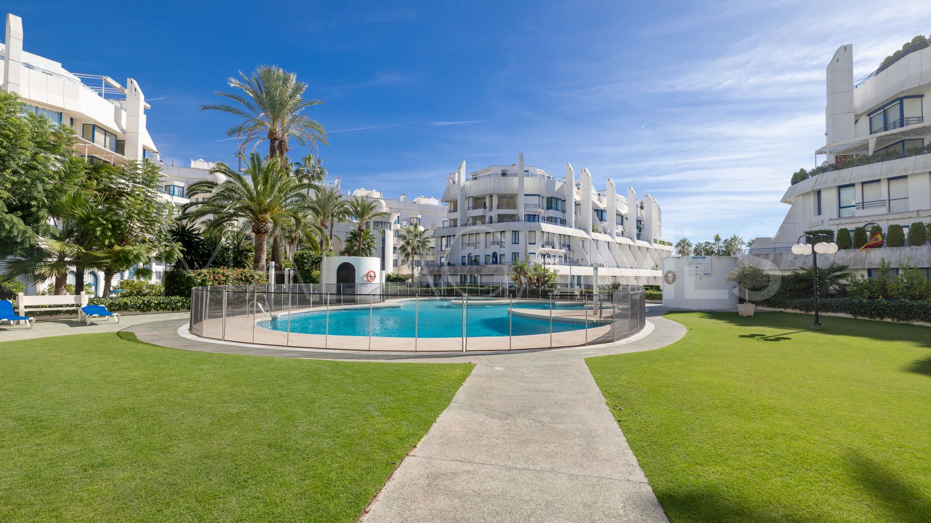 Markplanslägenhet for sale in Playa de la Fontanilla