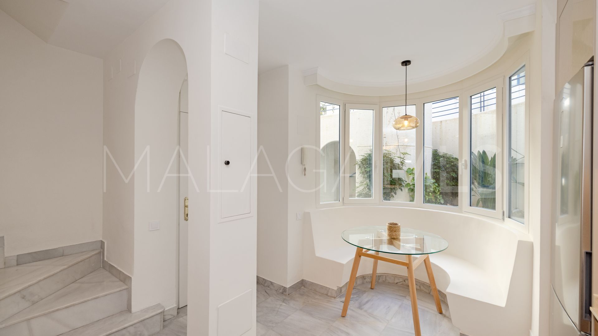 Markplanslägenhet for sale in Playa de la Fontanilla