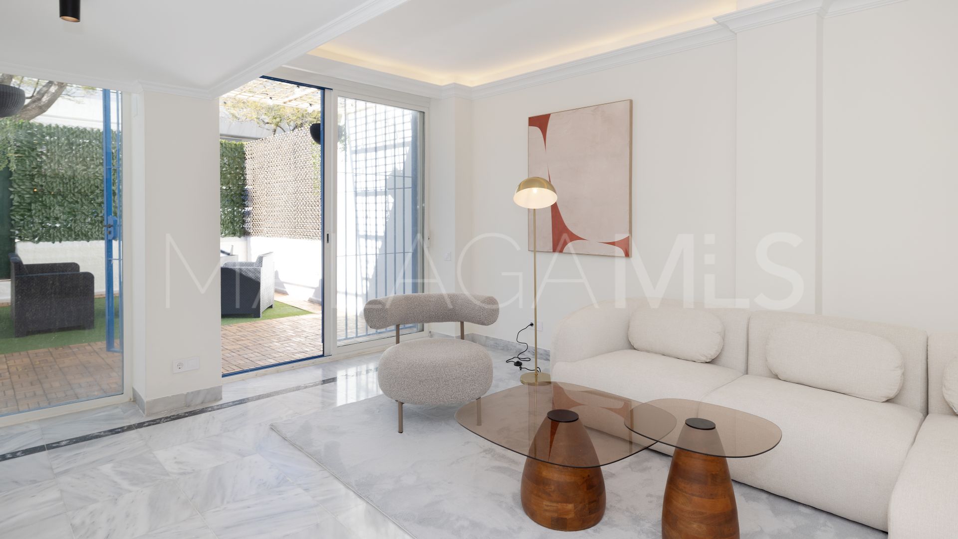 Markplanslägenhet for sale in Playa de la Fontanilla