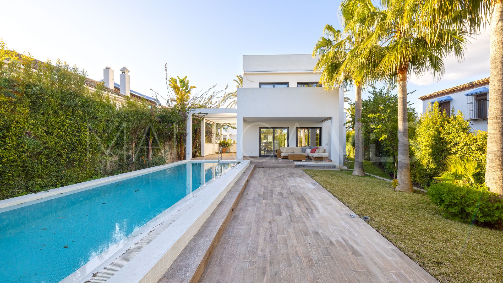 Villa for sale in Marbesa