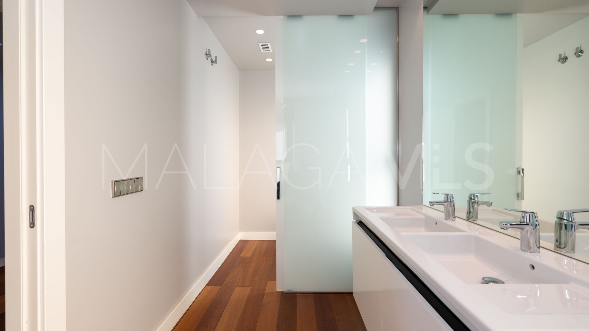 Villa for sale in Marbesa