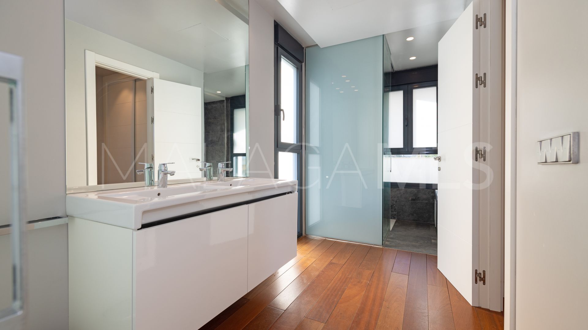 Villa for sale in Marbesa