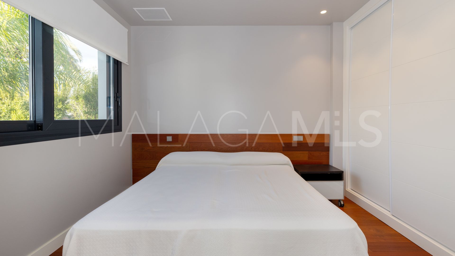 Villa for sale in Marbesa