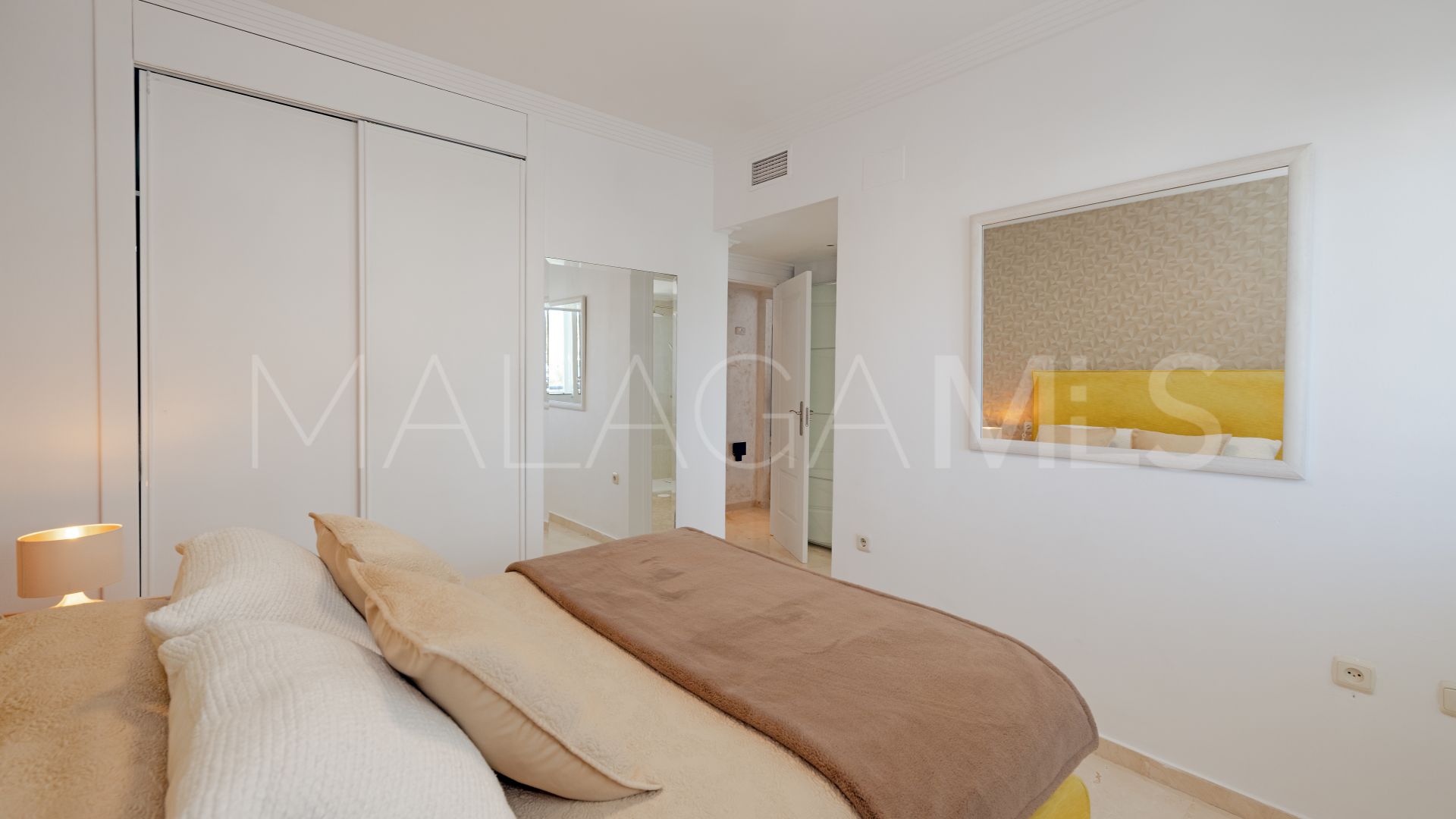 3 bedrooms Playa Bajadilla - Puertos apartment for sale