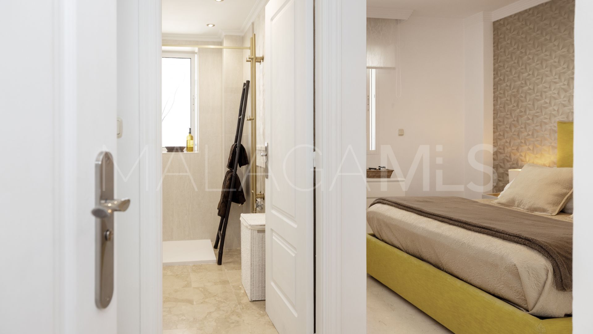 3 bedrooms Playa Bajadilla - Puertos apartment for sale