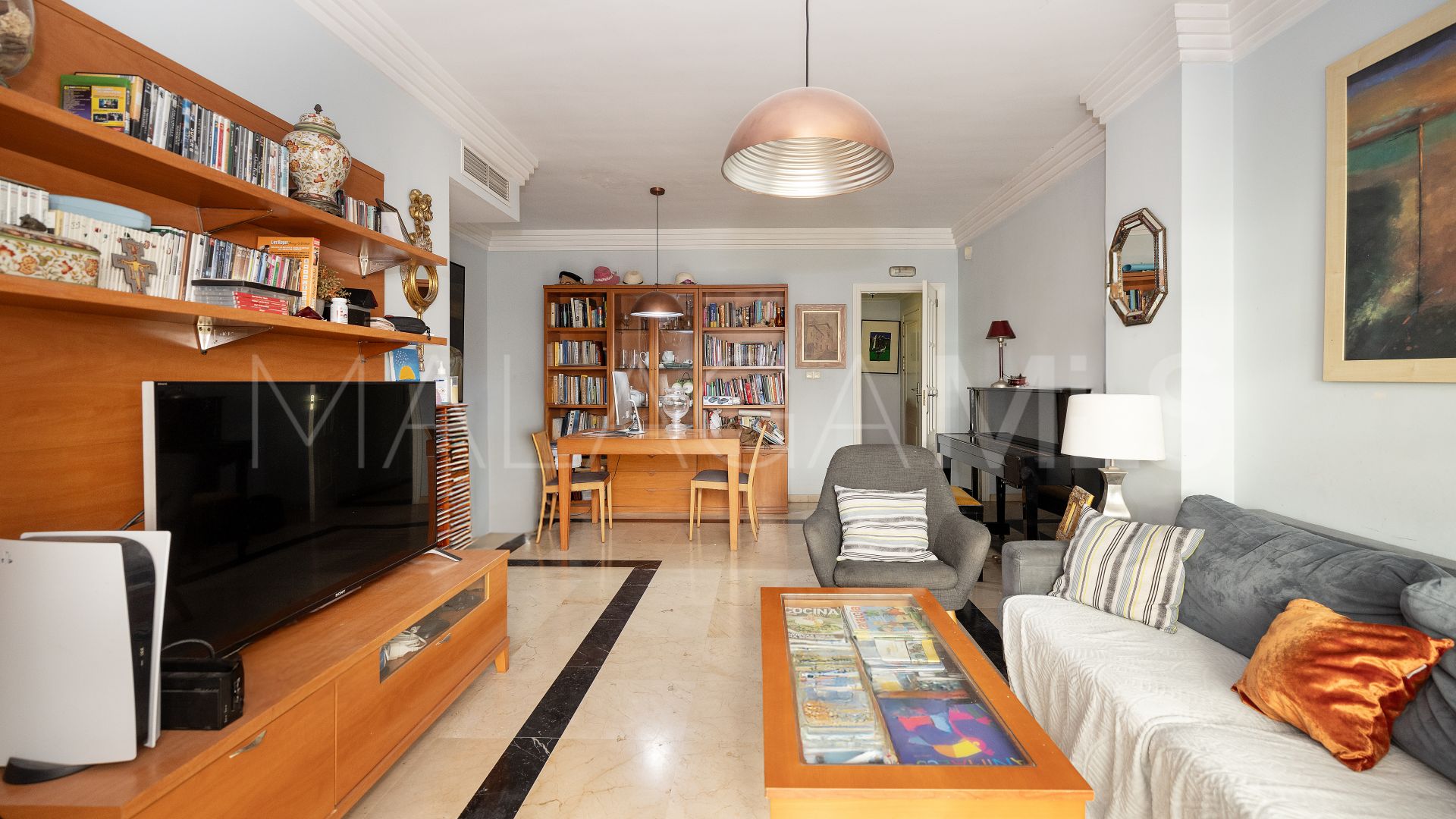 Lägenhet for sale in Marbella City